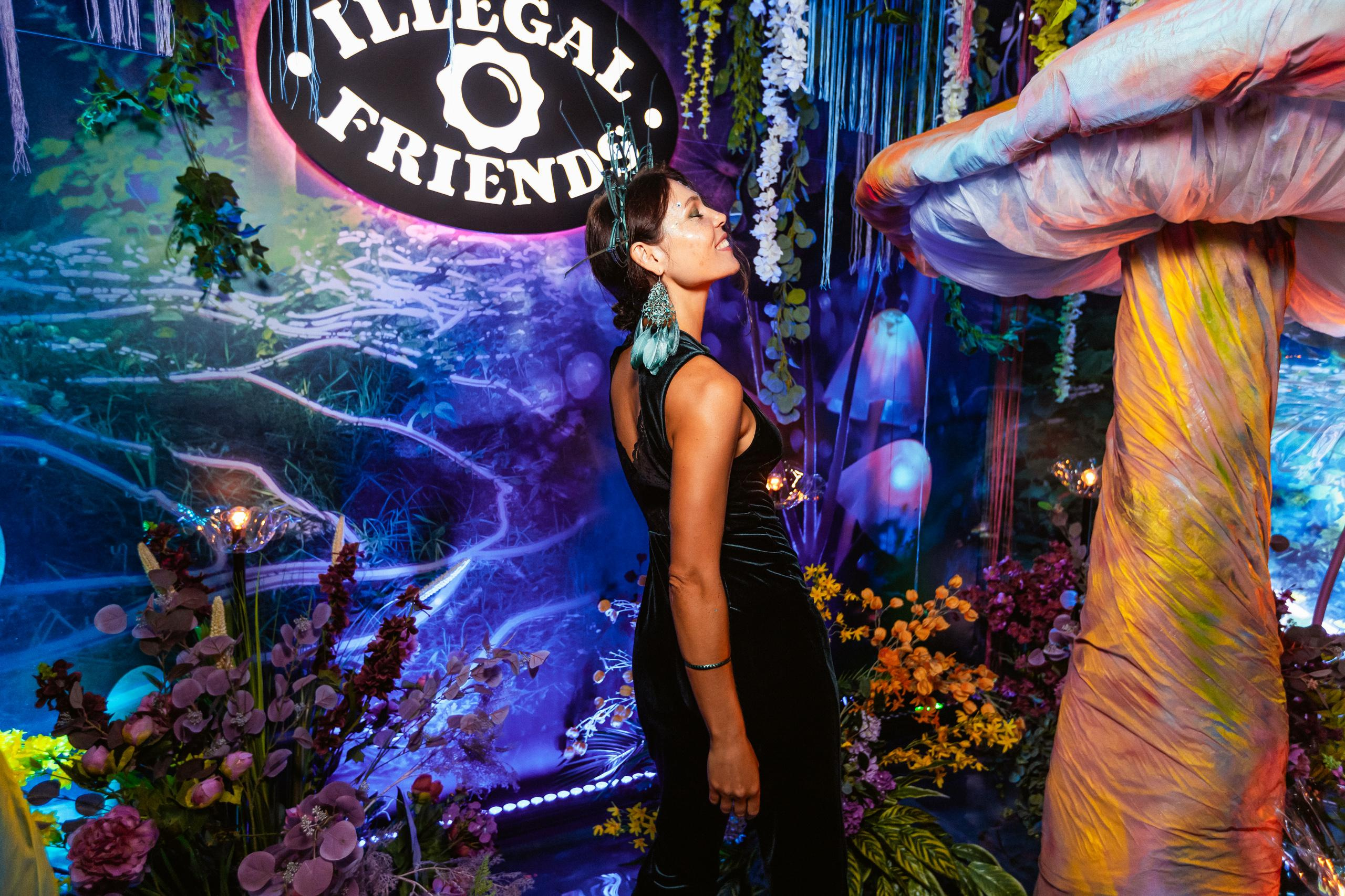 ILLEGAL FRIENDS WONDERLAND [PART I]. СВОИ. ФОТООТЧЕТЫ-СОБЫТИЯ-МЕСТА