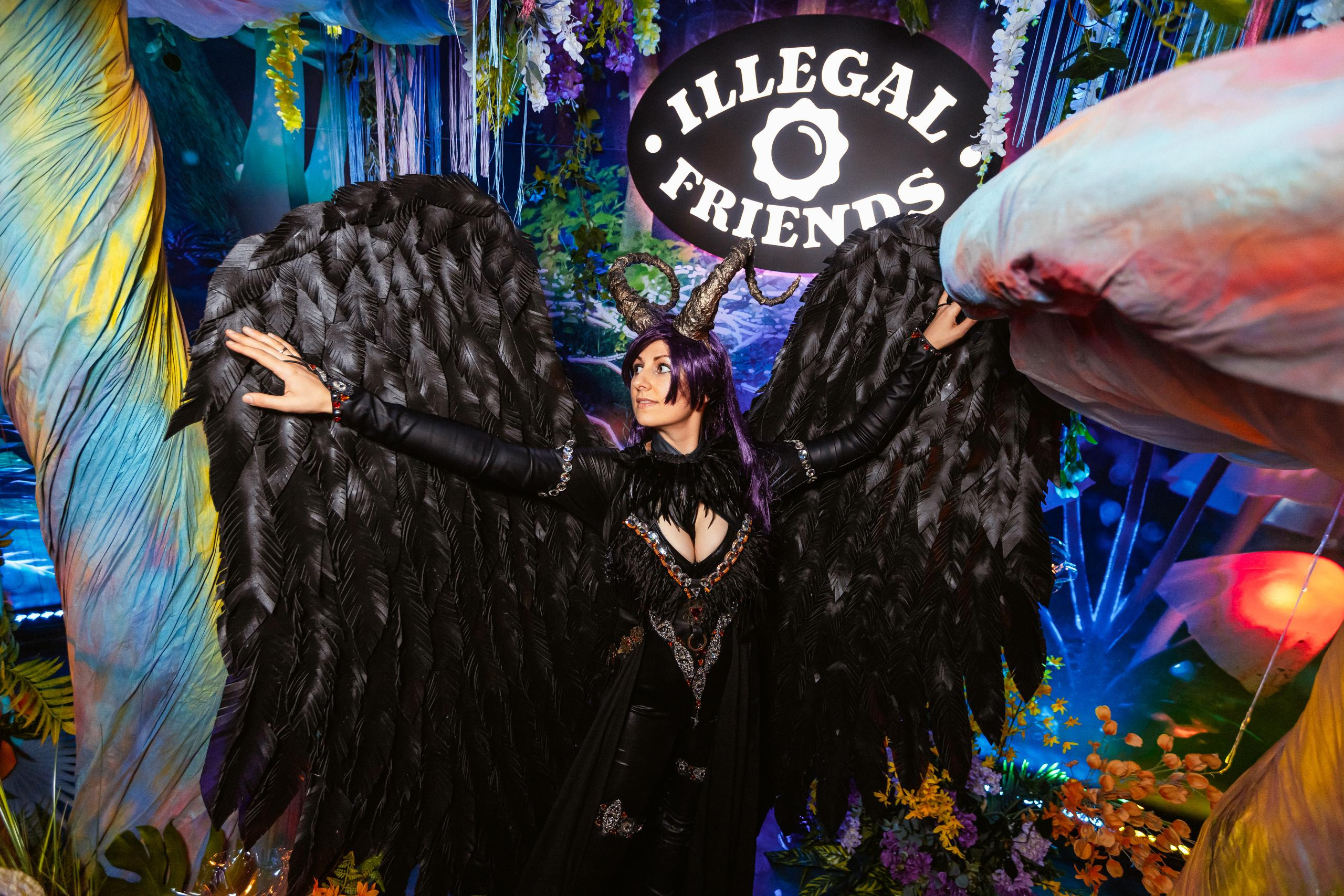 ILLEGAL FRIENDS WONDERLAND [PART I]. СВОИ. ФОТООТЧЕТЫ-СОБЫТИЯ-МЕСТА