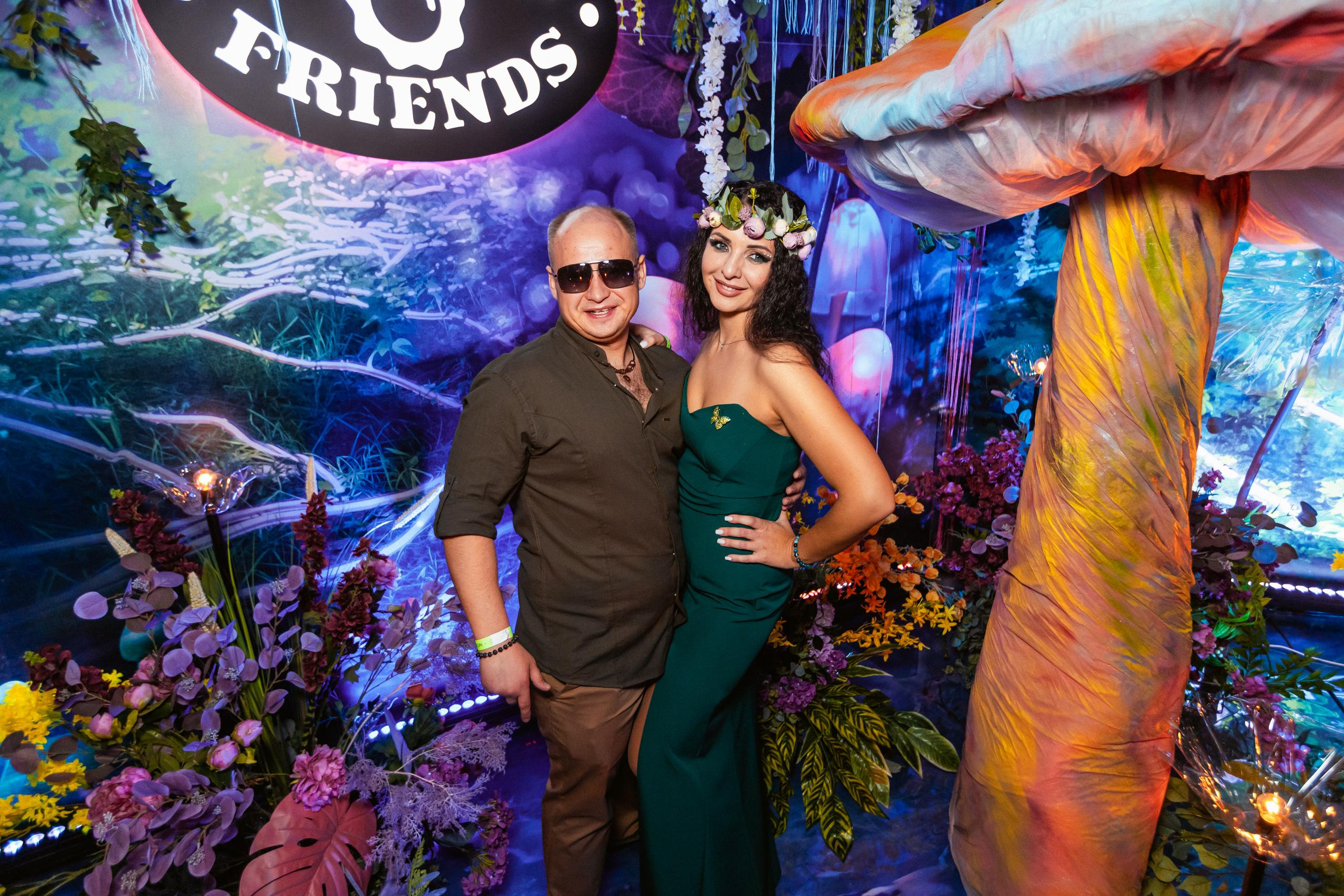 ILLEGAL FRIENDS WONDERLAND [PART I]. СВОИ. ФОТООТЧЕТЫ-СОБЫТИЯ-МЕСТА