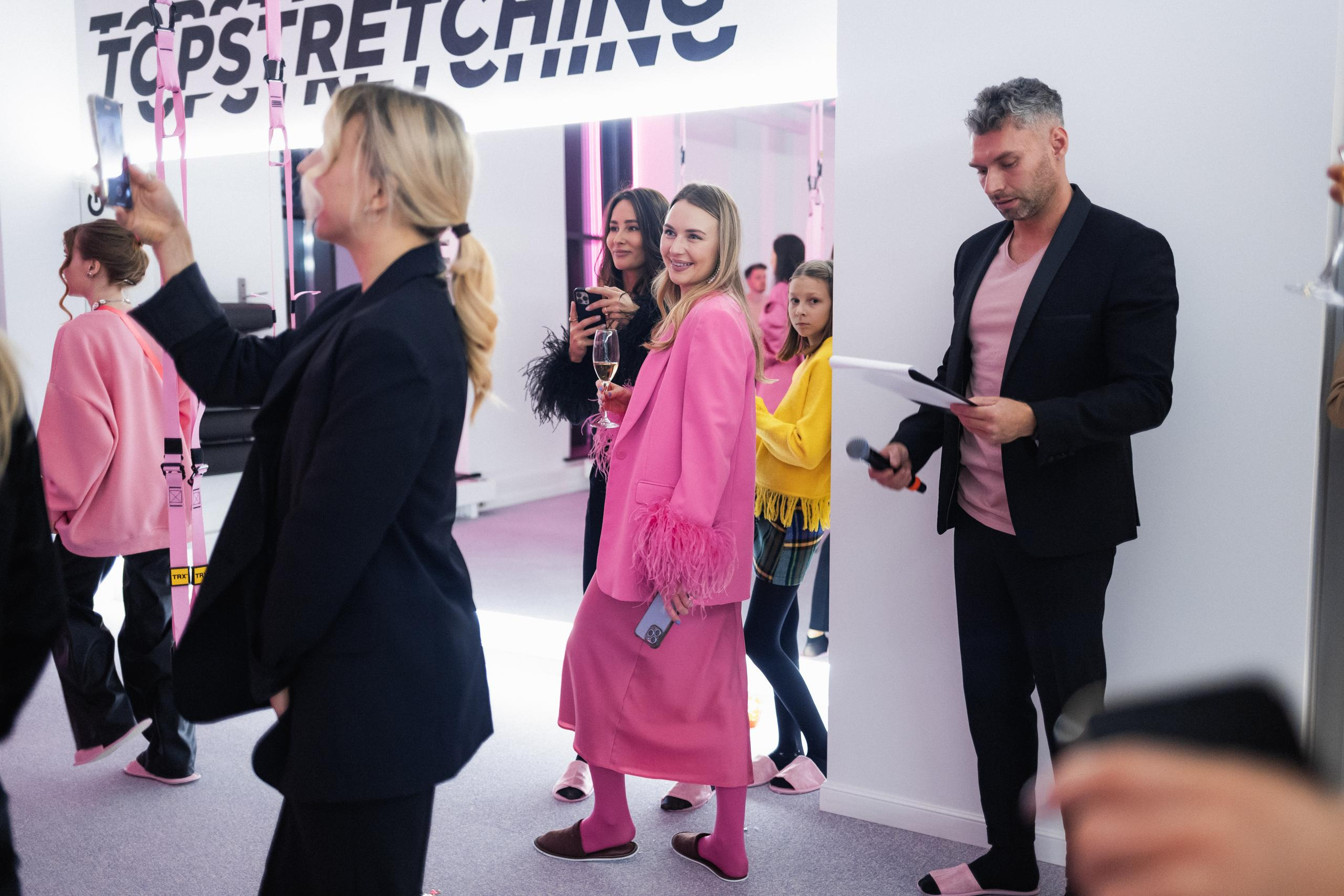 TOPSTRETCHING [ОТКРЫТИЕ СТУДИИ]. СВОИ. ФОТООТЧЕТЫ-СОБЫТИЯ-МЕСТА