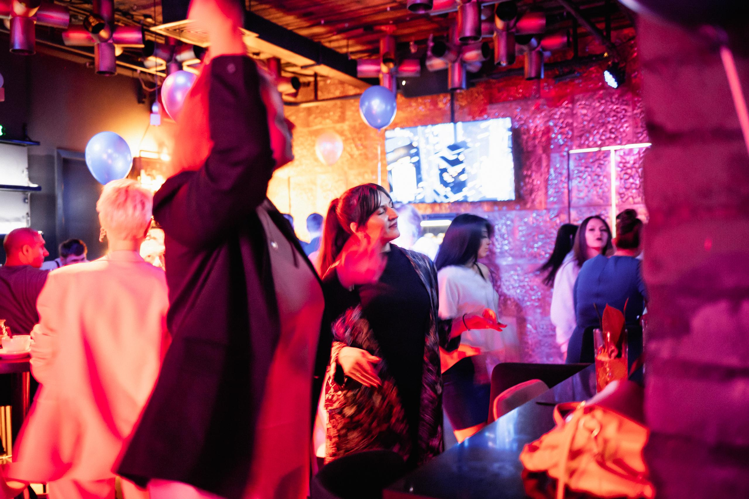 MOLLY BAR [4 YEARS]. СВОИ. ФОТООТЧЕТЫ-СОБЫТИЯ-МЕСТА