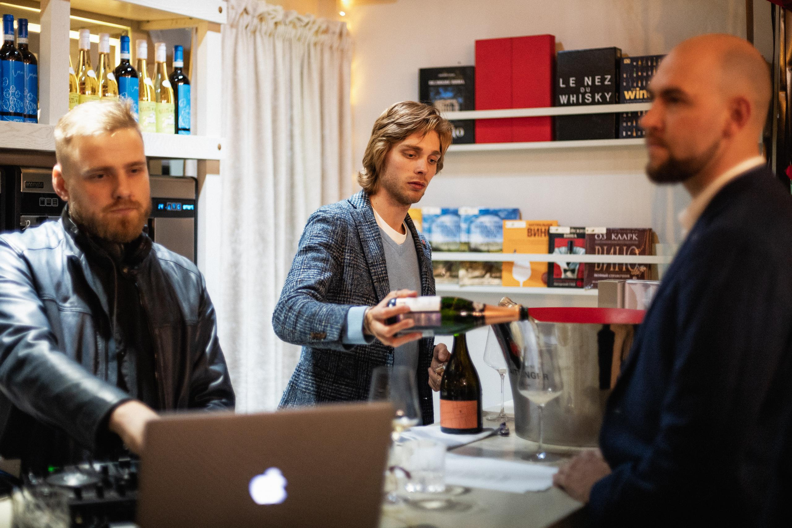 ВИНОТЕКА [10 ЛЕТ ВИННОМУ БУТИКУ]. СВОИ. ФОТООТЧЕТЫ-СОБЫТИЯ-МЕСТА