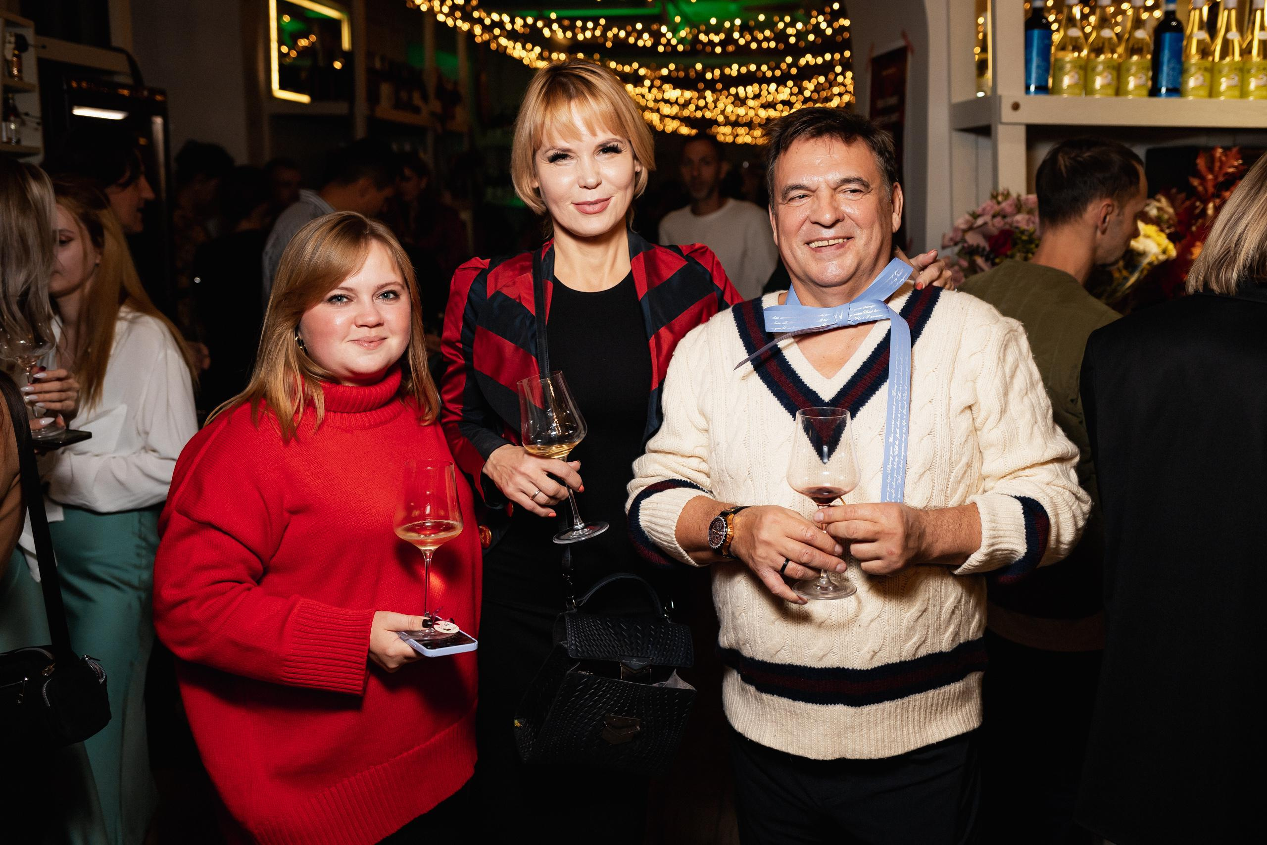 ВИНОТЕКА [10 ЛЕТ ВИННОМУ БУТИКУ]. СВОИ. ФОТООТЧЕТЫ-СОБЫТИЯ-МЕСТА