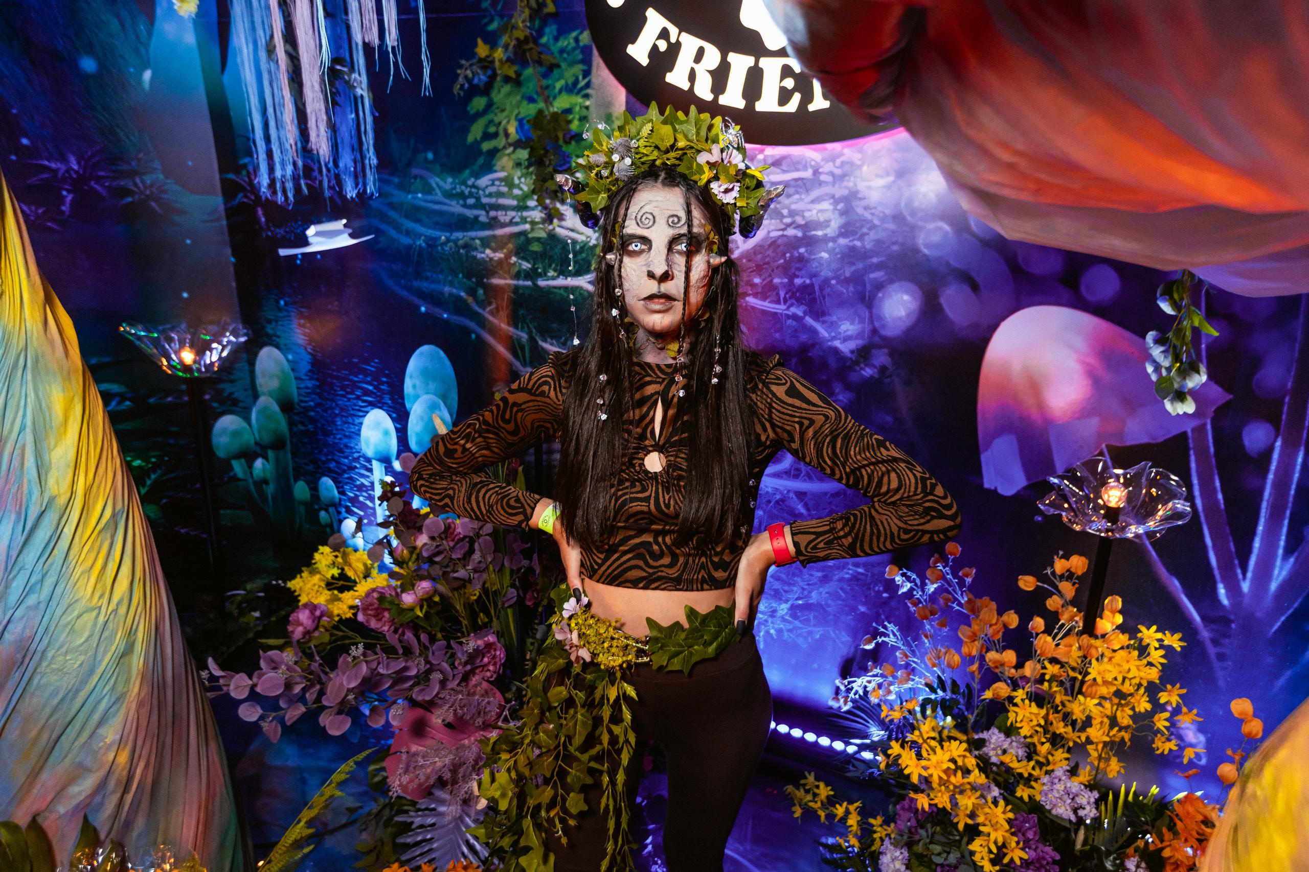 ILLEGAL FRIENDS WONDERLAND [PART I]. СВОИ. ФОТООТЧЕТЫ-СОБЫТИЯ-МЕСТА