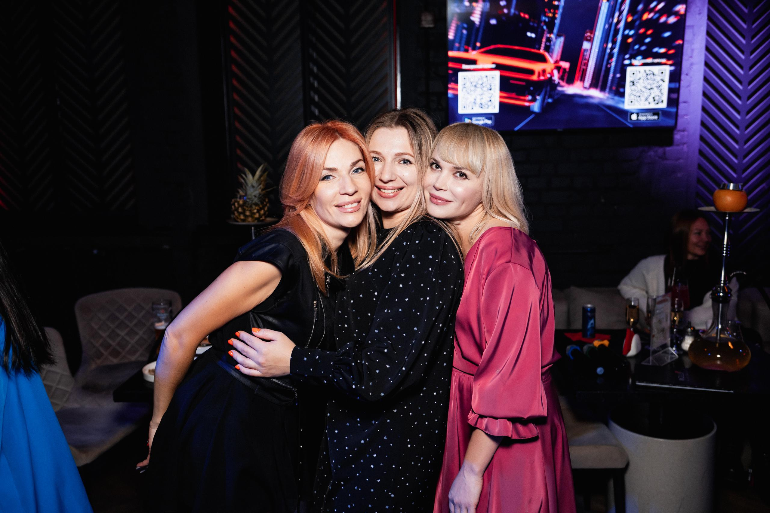 MOLLY BAR [4 YEARS]. СВОИ. ФОТООТЧЕТЫ-СОБЫТИЯ-МЕСТА