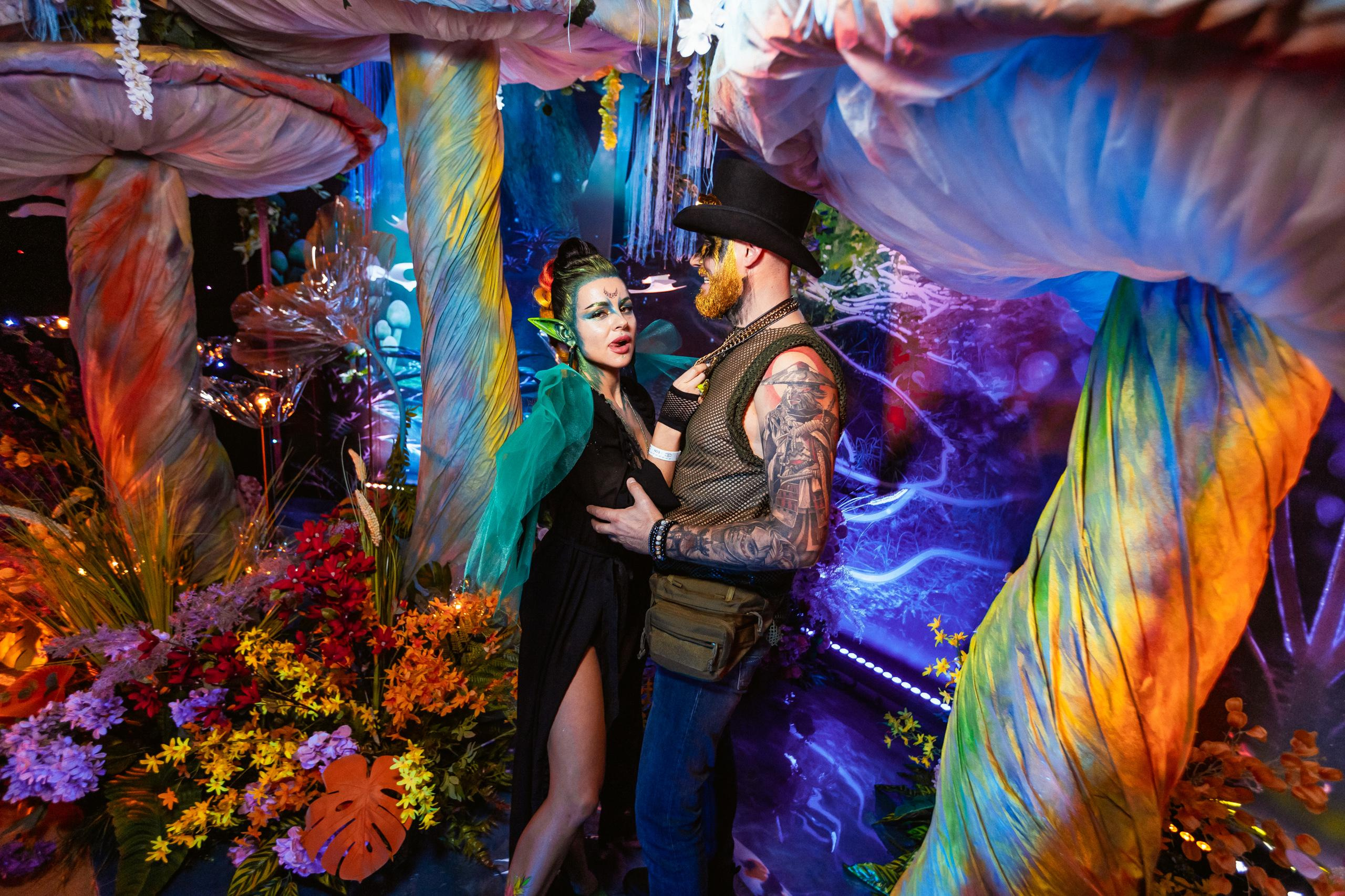 ILLEGAL FRIENDS WONDERLAND [PART I]. СВОИ. ФОТООТЧЕТЫ-СОБЫТИЯ-МЕСТА