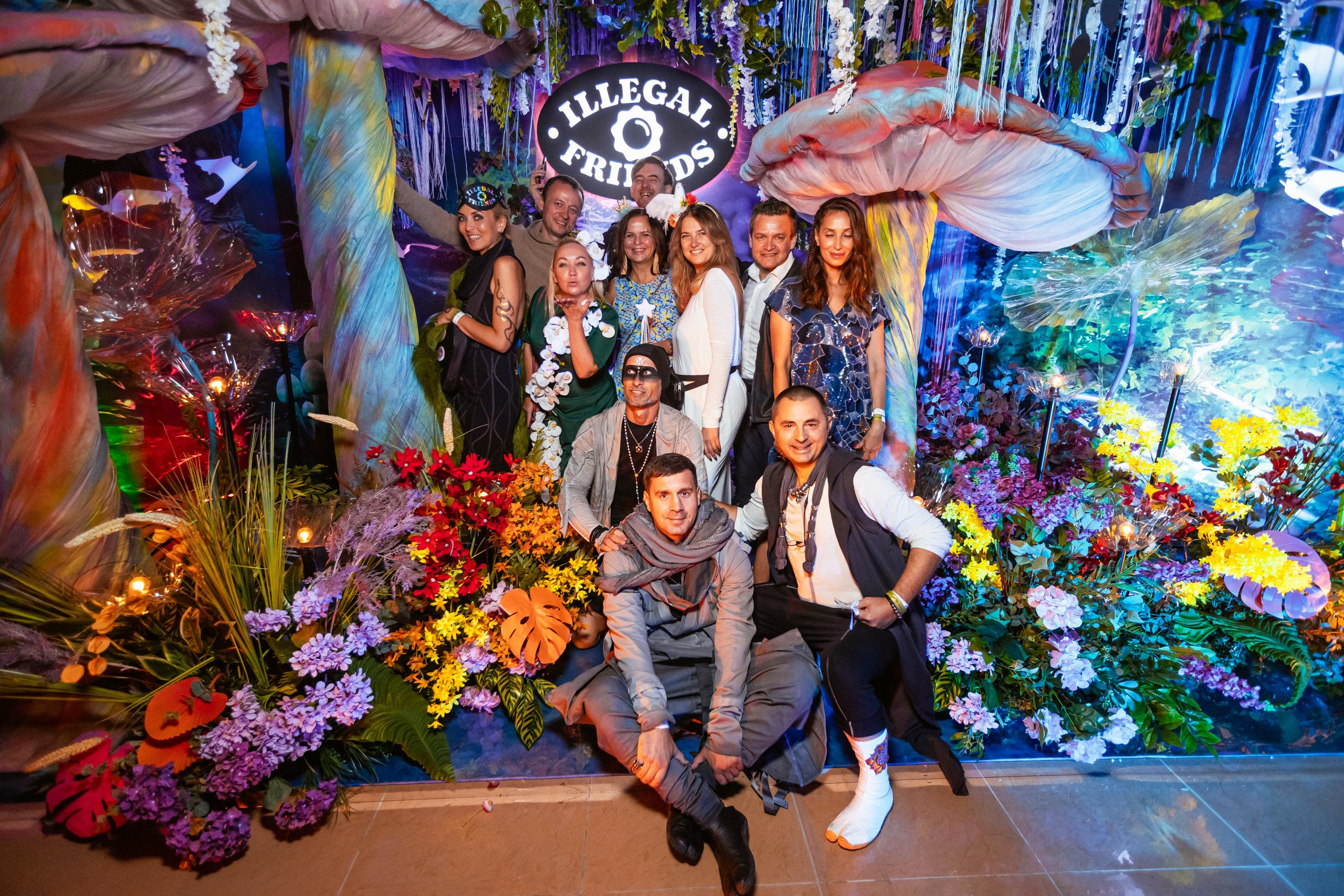 ILLEGAL FRIENDS WONDERLAND [PART I]. СВОИ. ФОТООТЧЕТЫ-СОБЫТИЯ-МЕСТА