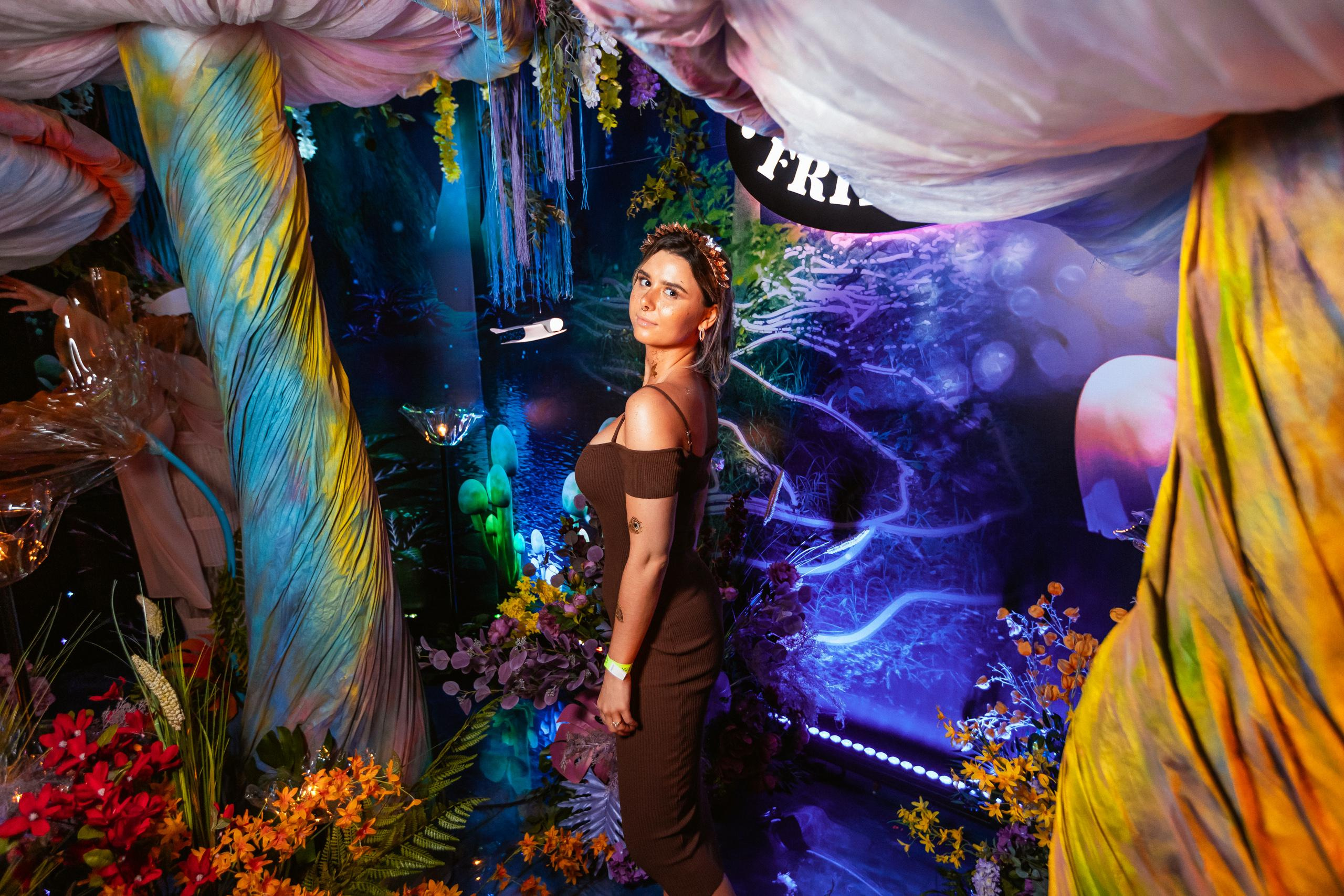 ILLEGAL FRIENDS WONDERLAND [PART I]. СВОИ. ФОТООТЧЕТЫ-СОБЫТИЯ-МЕСТА