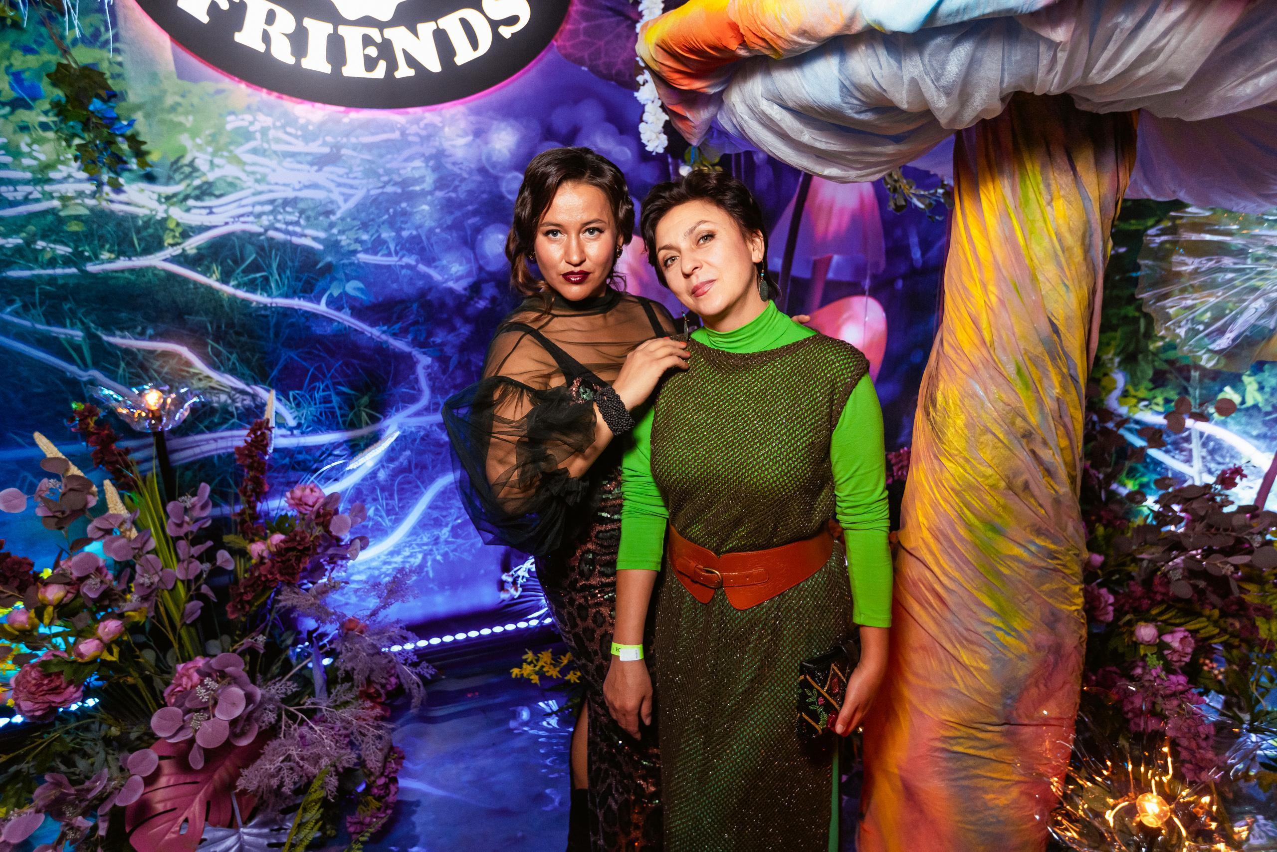 ILLEGAL FRIENDS WONDERLAND [PART II]. СВОИ. ФОТООТЧЕТЫ-СОБЫТИЯ-МЕСТА