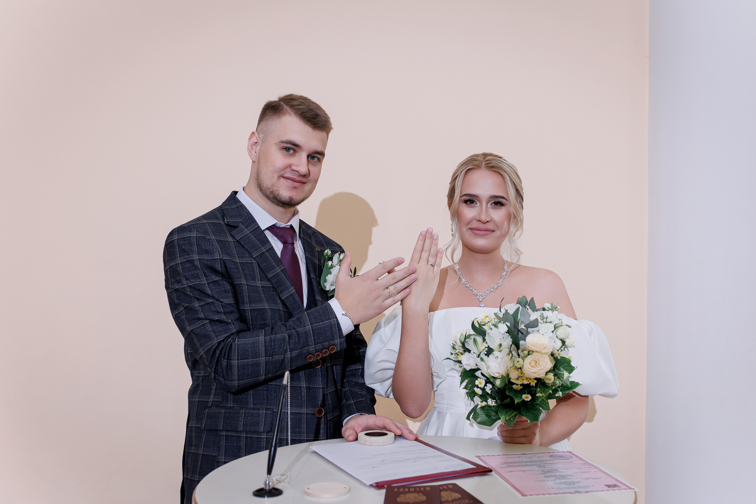 Екатерина и Евгений. Свадебный фотограф в Омске Яна Савина