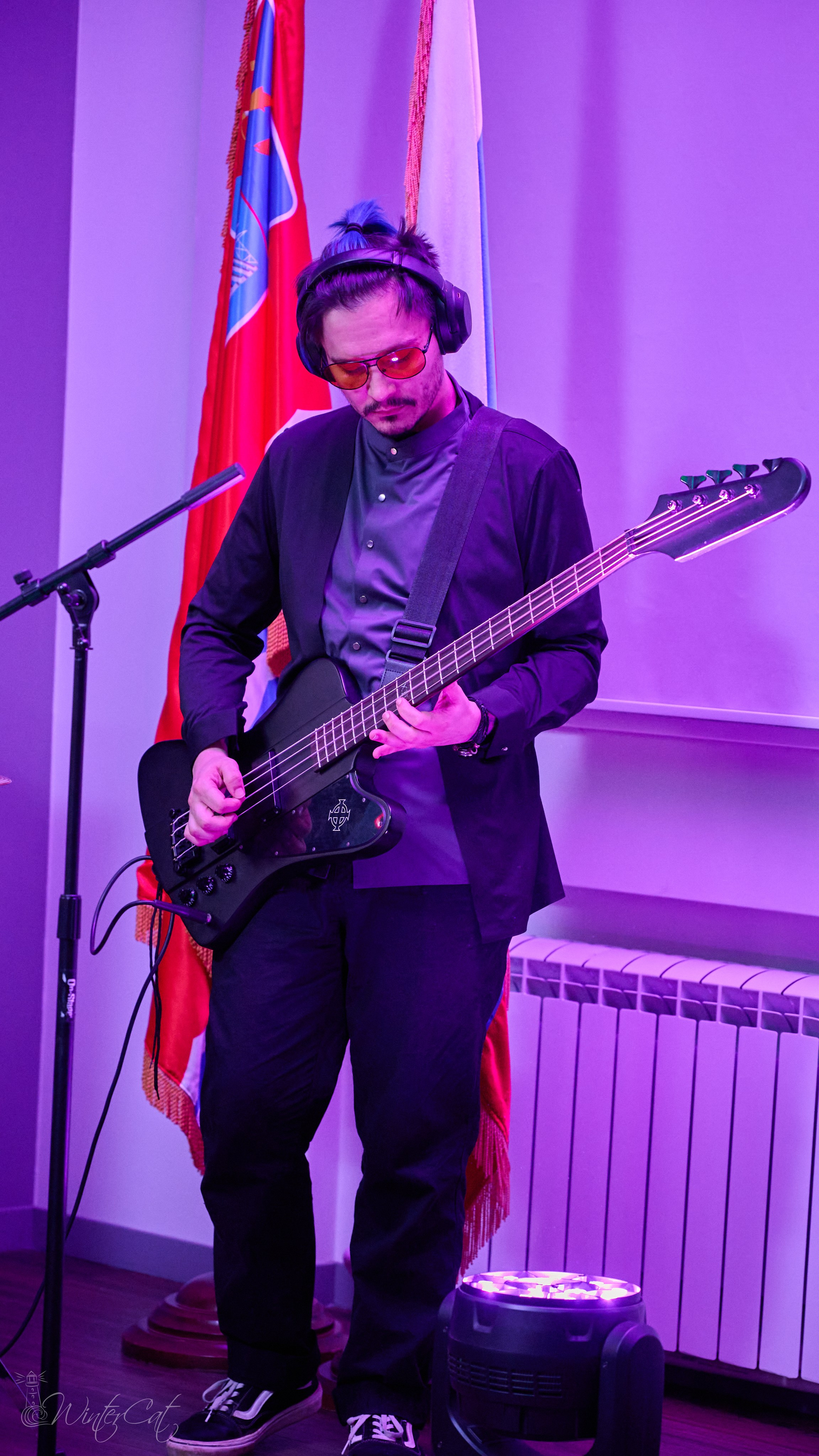 Открытый микрофон. Портретный и репортажный фотограф в Магадане Андрей Нефедов WinterCatPhoto