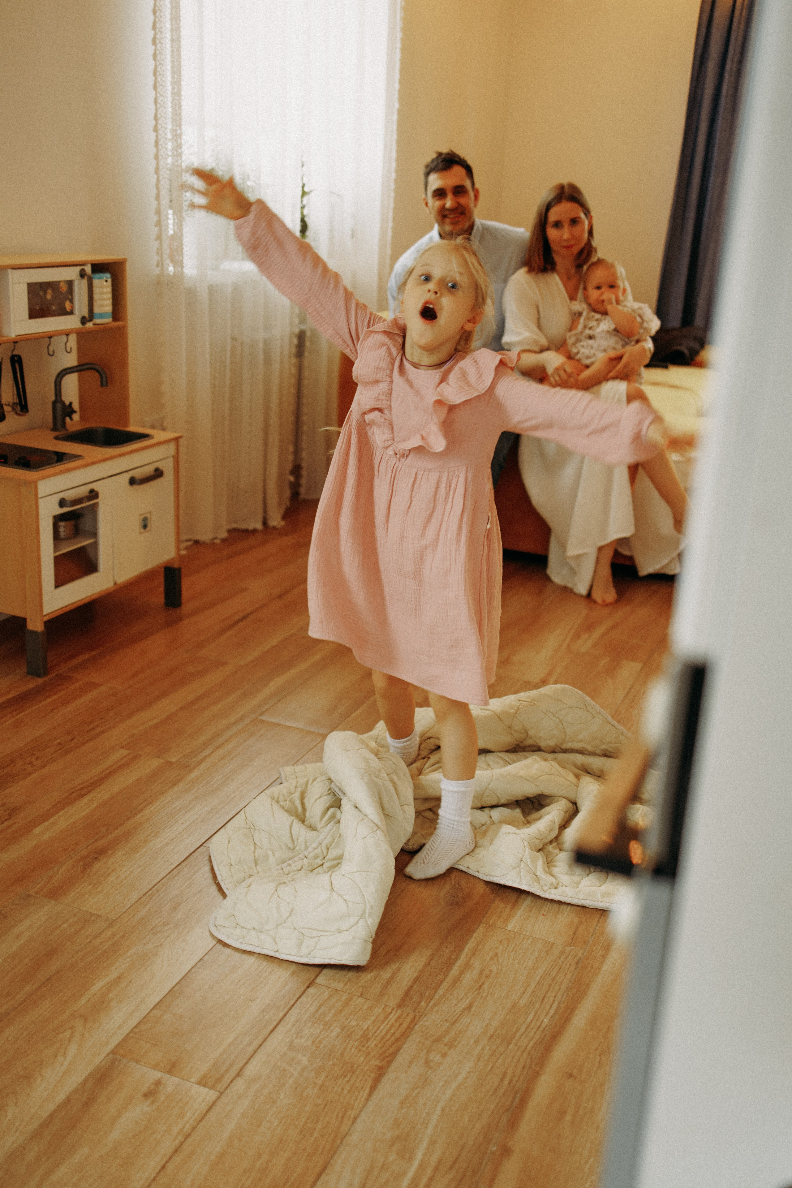 Даша Женя Ульяна Лиза. Семейный и детский фотограф в Королёве Шарутина Лидия