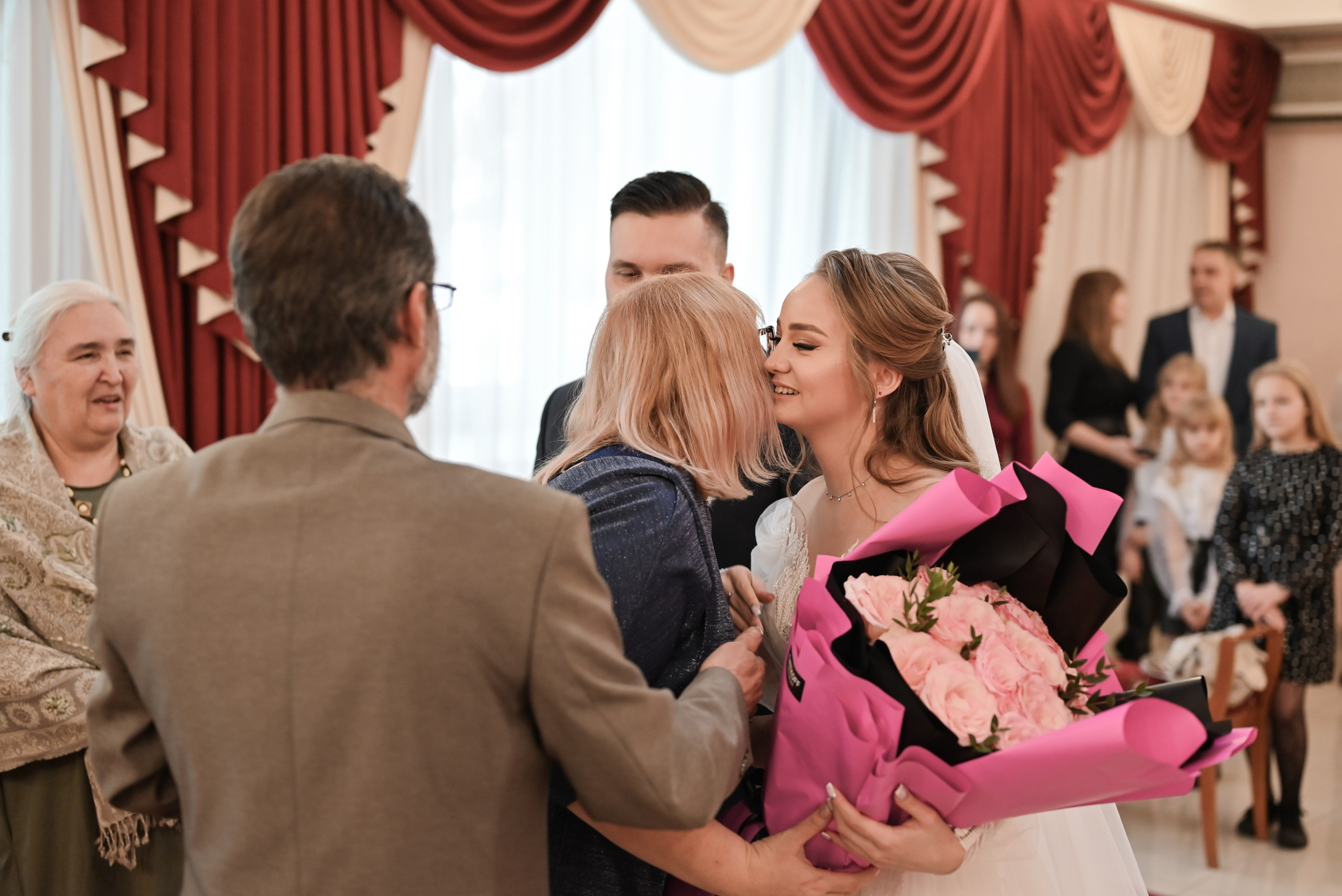 Анатолий & Полина. Свадебный и семейный фотограф в Уфе Александров Максим