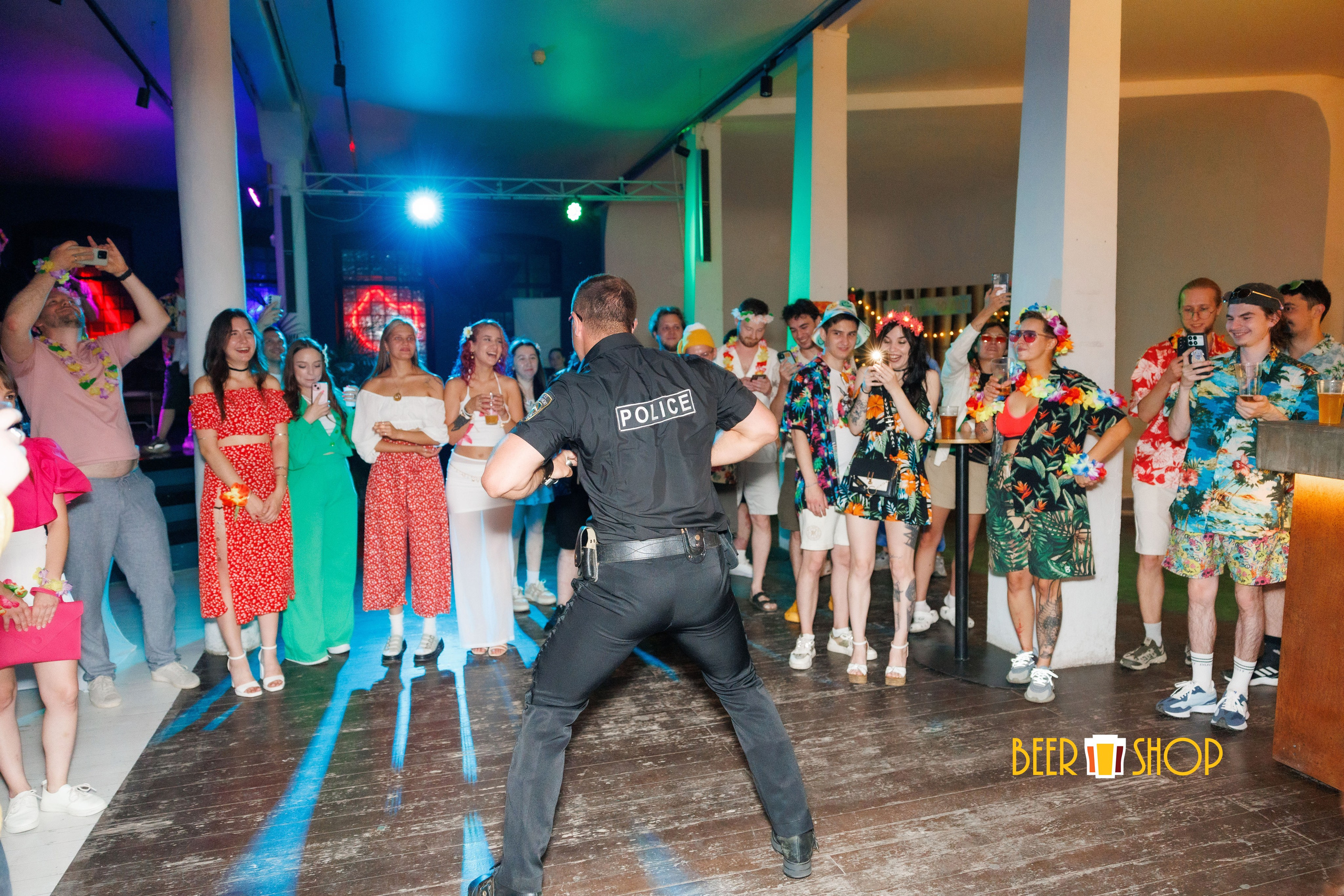 Гавайская вечеринка (Медиапорт). Свадебный фотограф и контент фотограф в Казани Малыгина Елена