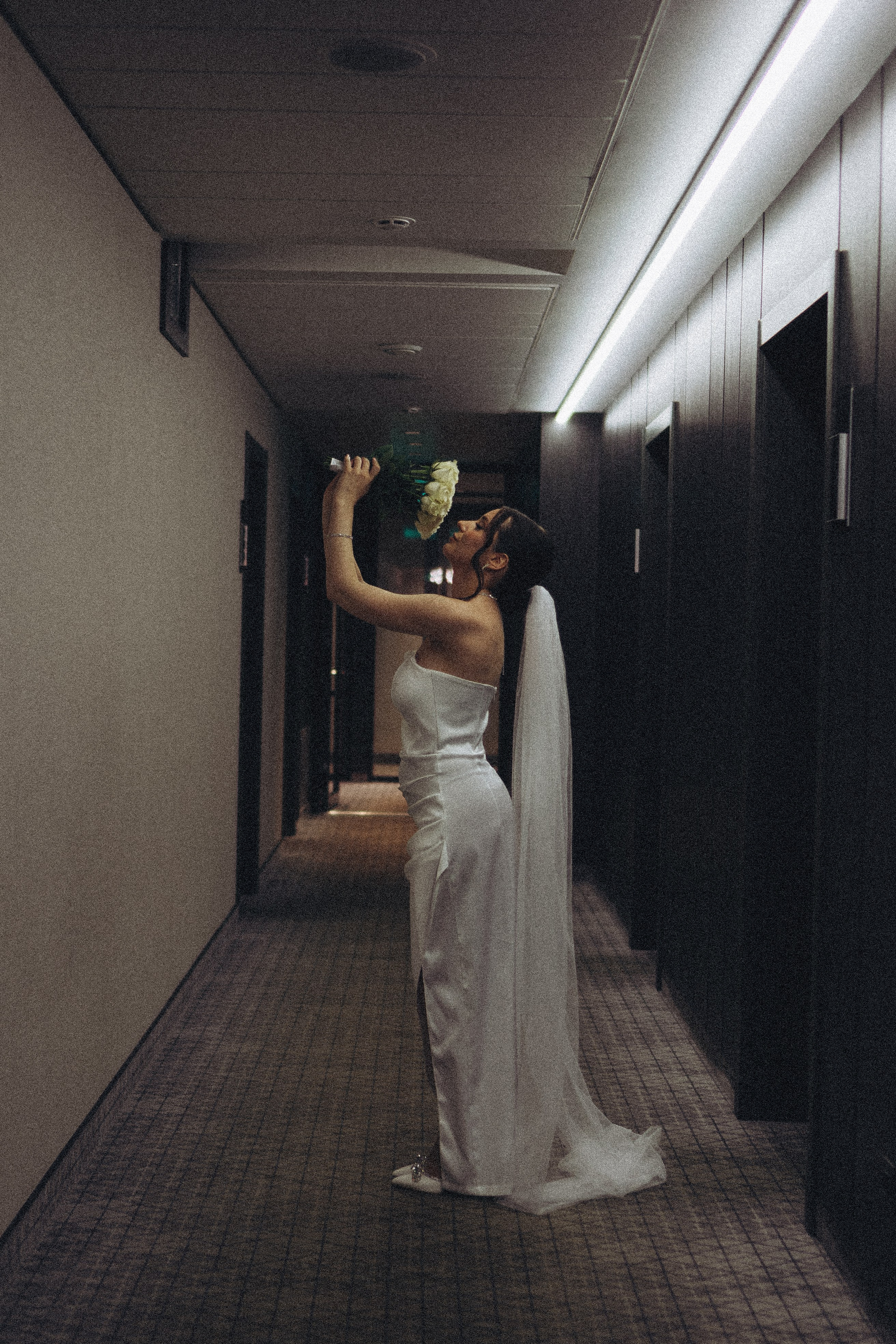 СВАДЕБНАЯ СЬЕМКА СБОРОВ ЖЕНИХА И НЕВЕСТЫ В ОТЕЛЕ И ТАКЖЕ ФОТОСЕССИИЯ В ОТЕЛЕЕ МЕГАПОЛИС БРЯНСК. Профессиональный фотограф, Санкт-Петербург — Виктория Богомолова