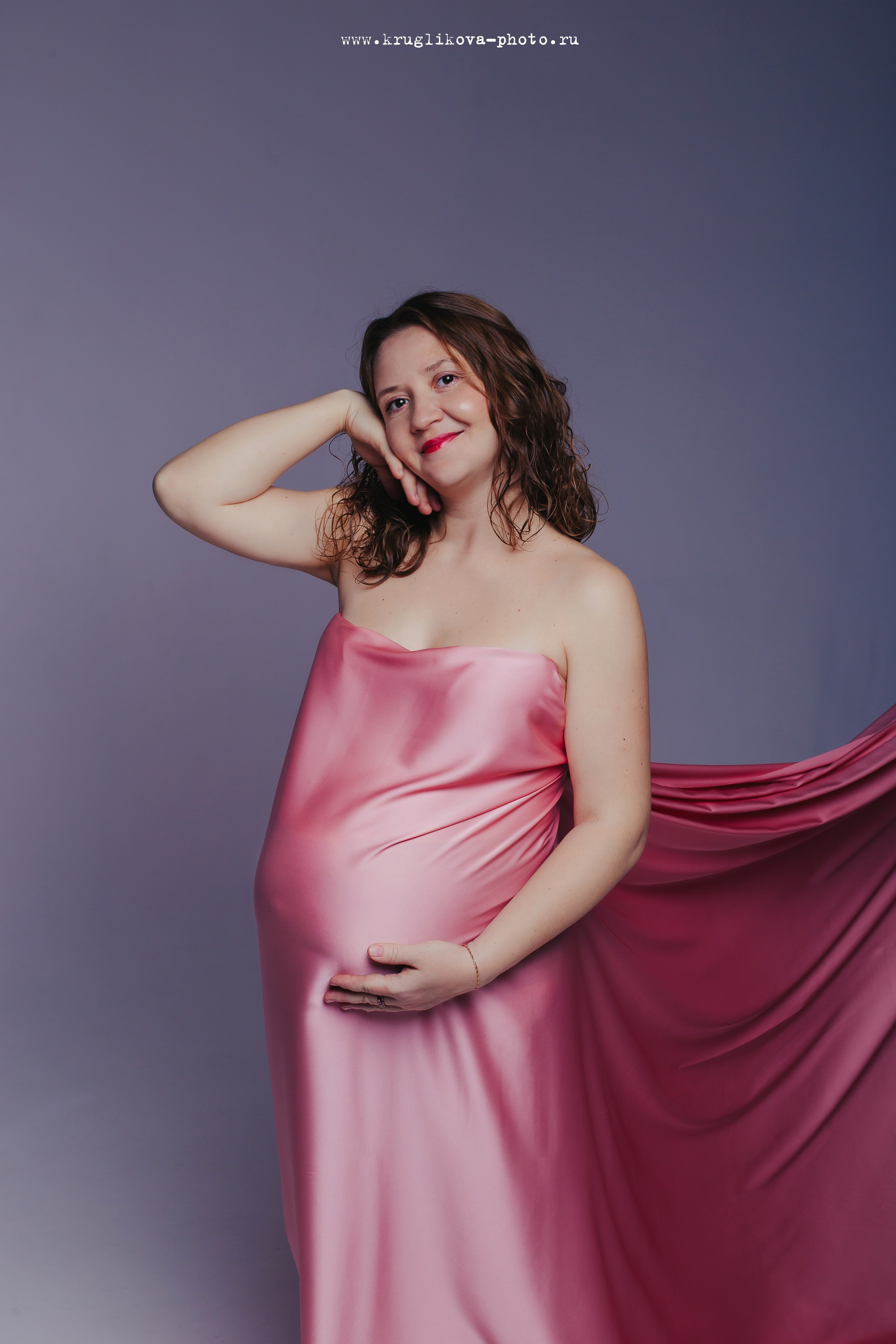 Фотосессия беременности в стиле vogue в Сергиевом Посаде