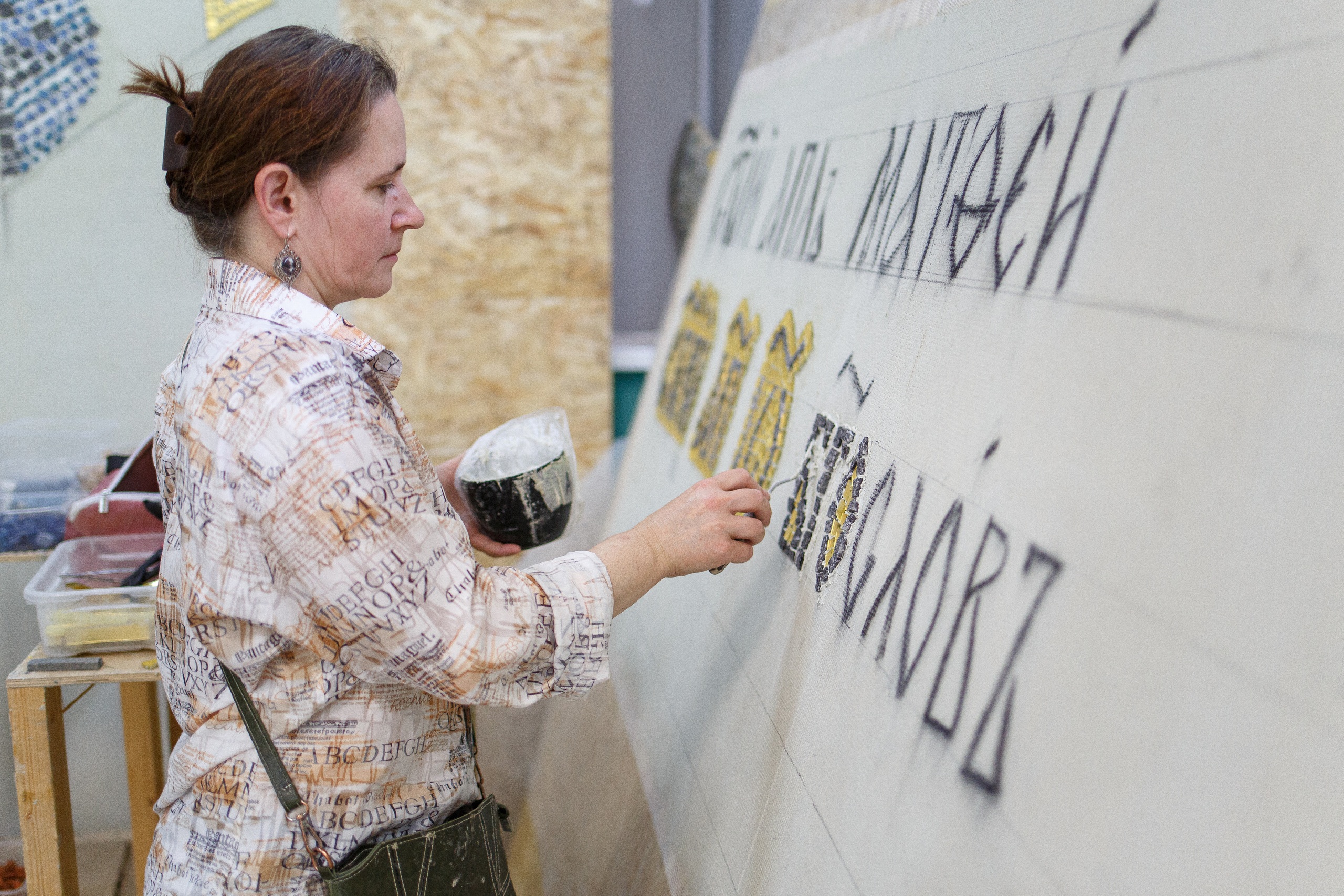 Мозаика — процесс работы. НИИКОРОВИН- мастерская мозаики и монументального искусства