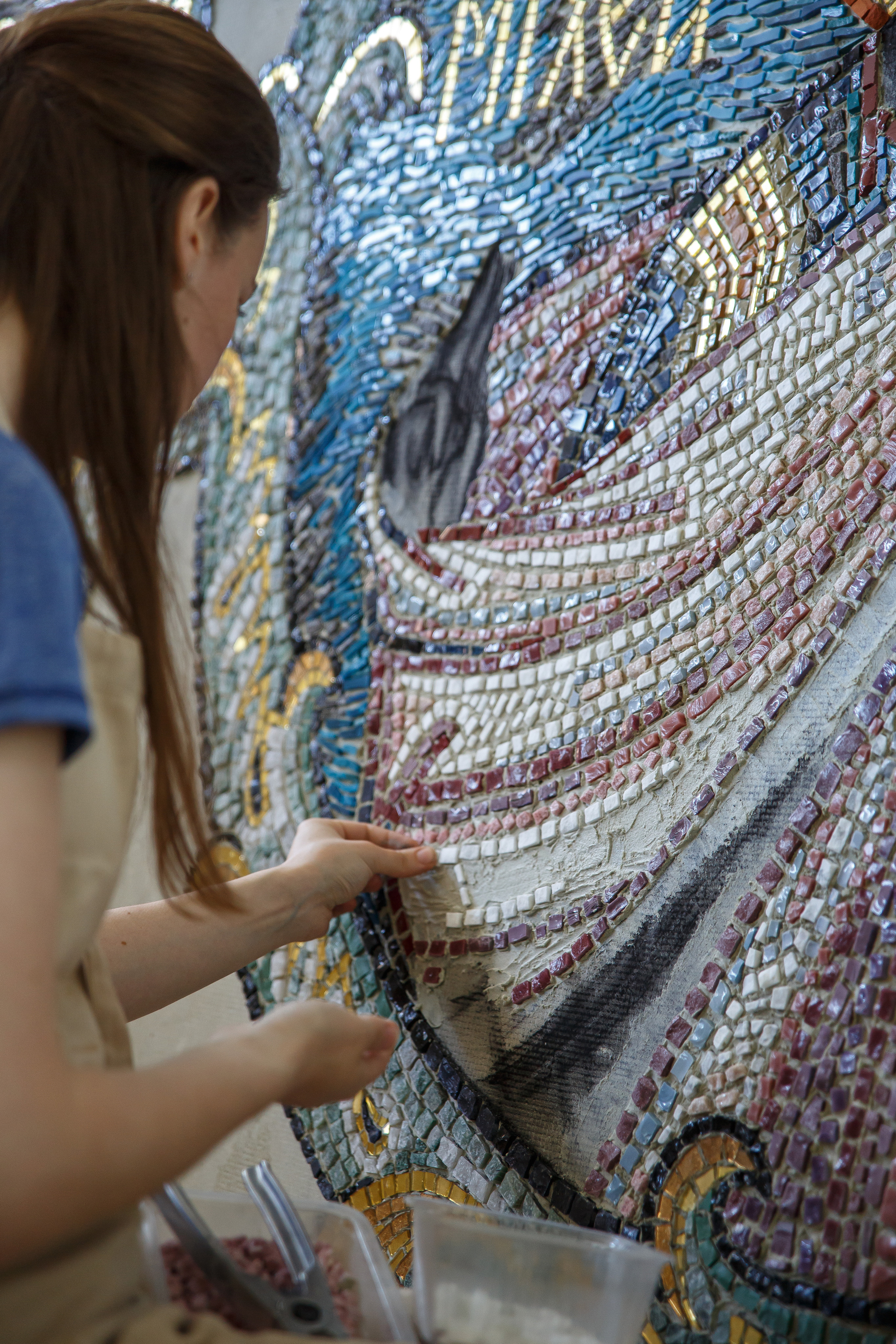 Мозаика — процесс работы. НИИКОРОВИН- мастерская мозаики и монументального искусства