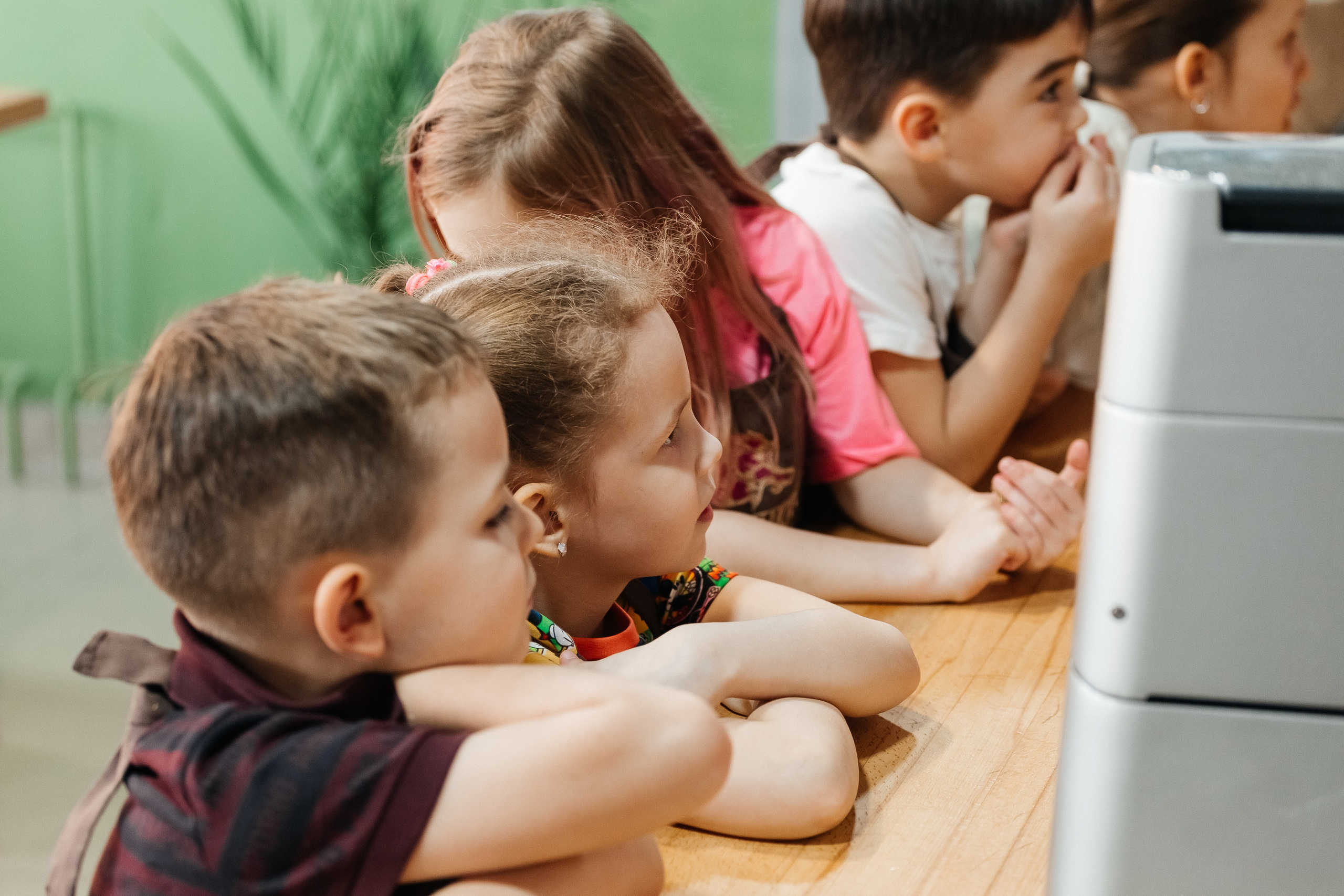 Детский мастер-класс в «АРТиШОК». Фотограф Кемерово | Сергей