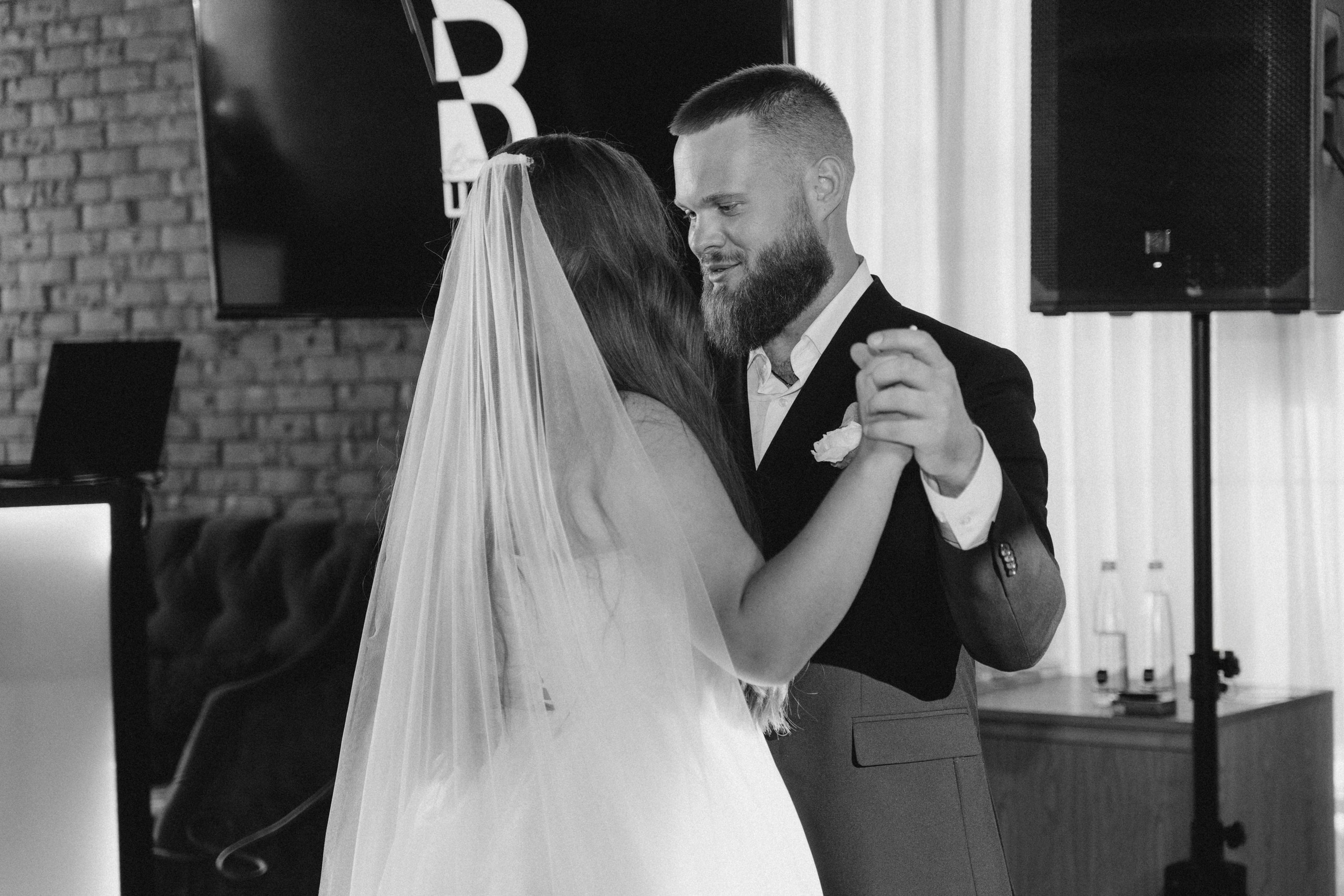 Свадьба Анастасии и Евгения, Картинная галерея, прогулка в лесу. Ресторан «Хлеб и Винотека». Свадебный фотограф в Тамбове Павел Четвертков