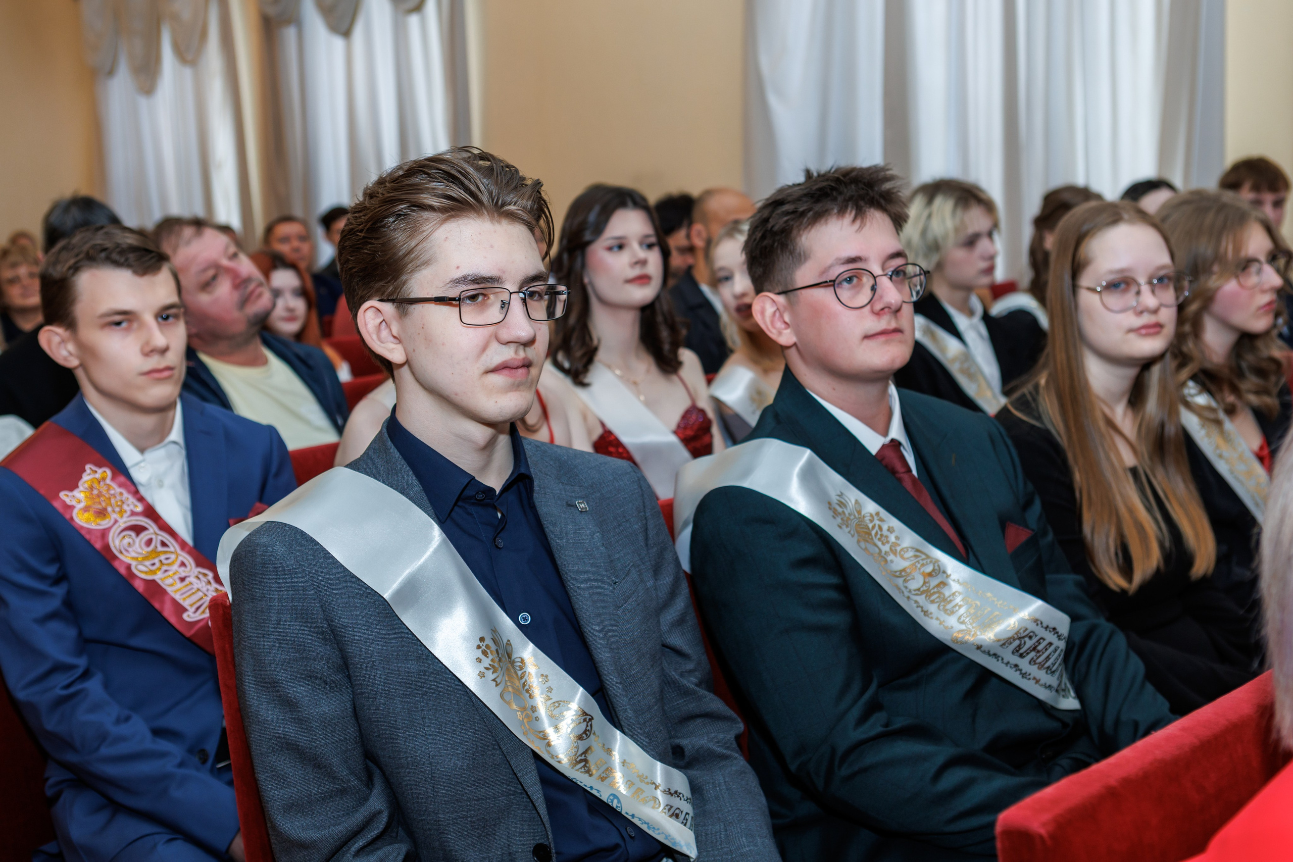11 класс / Выпускной / ГБОУ № 1503 / г. Москва. Детский и семейный фотограф Мария Киселёва. Москва