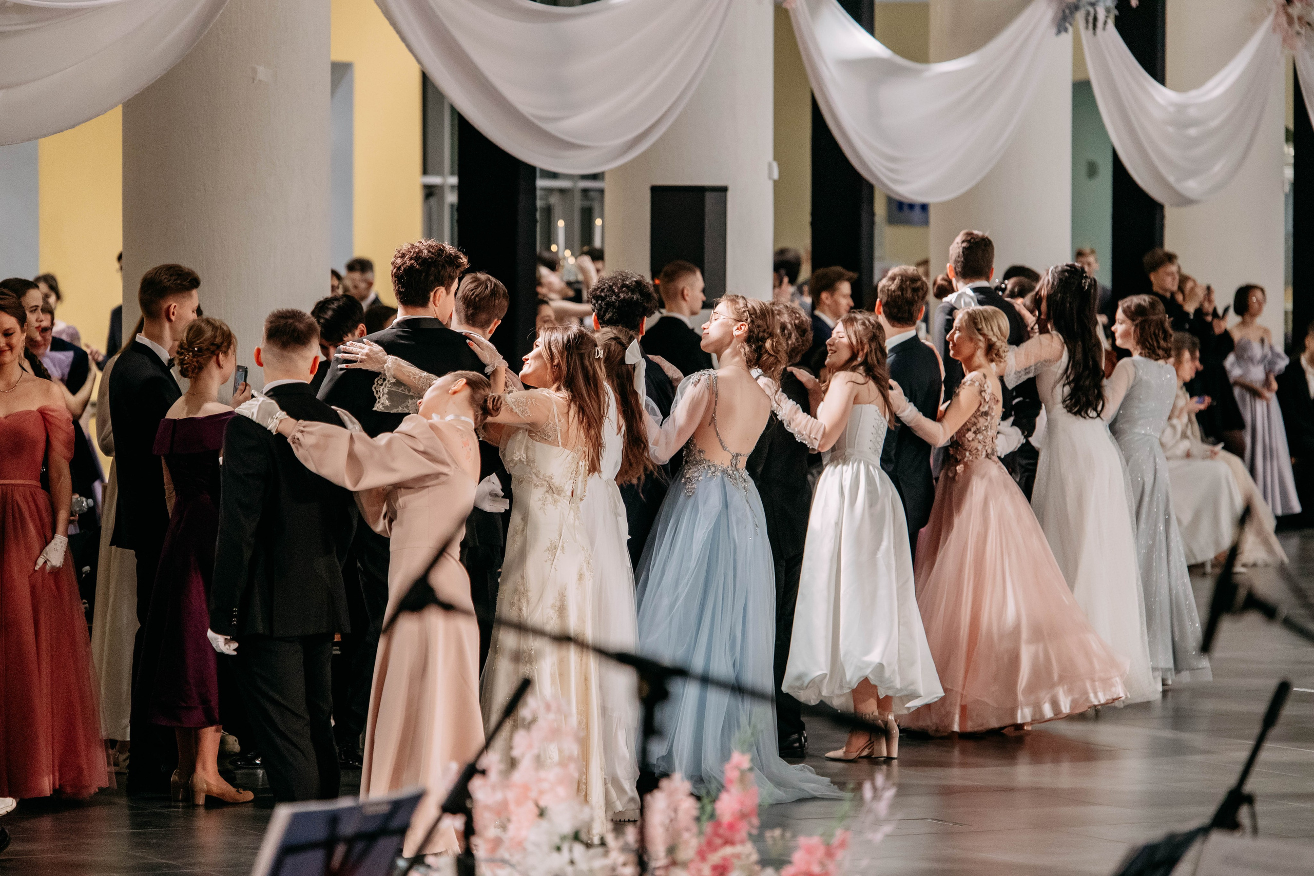 Бал студентов ВШЭ. Фото и видео съемка. Андрей Ионов