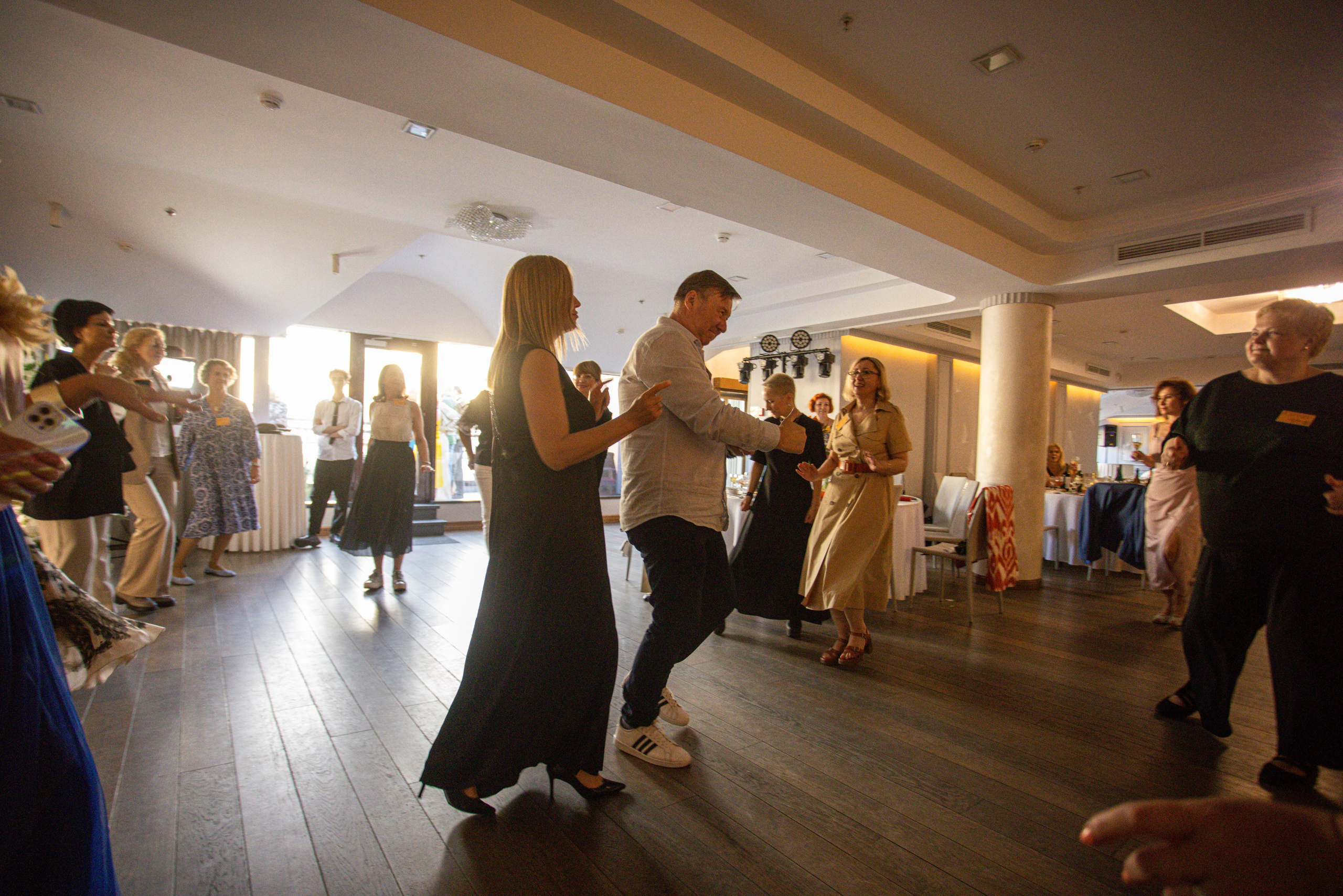 Встреча выпускников. Стоматологи СПб. Семейный фотограф в Вышнем Волочке — Ульяна Иванова | Фотосессии для всей семьи