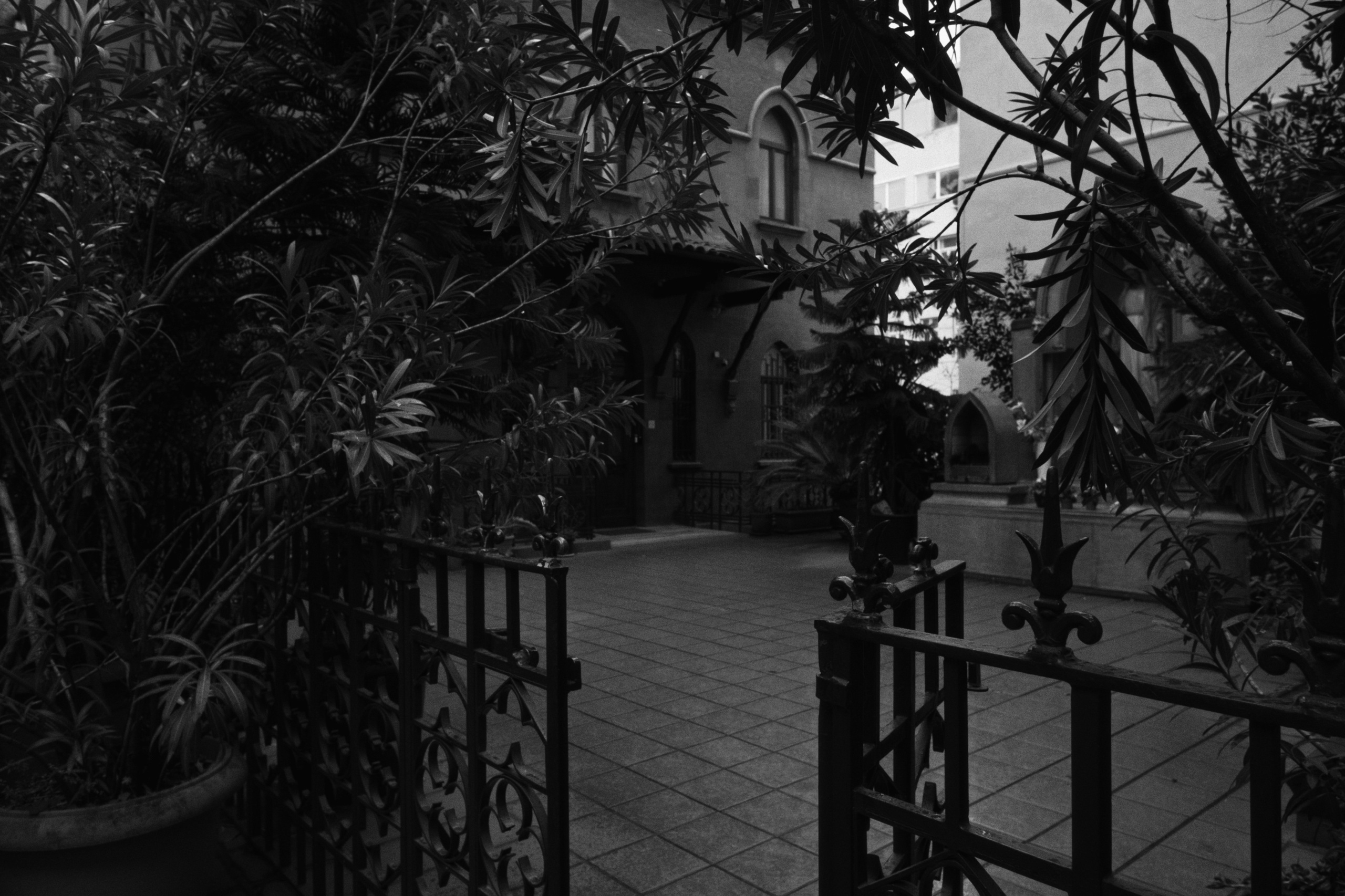 Beyoğlu x Karakoy, Istanbul / Türkey AW26. Фотограф Юрин Евгений