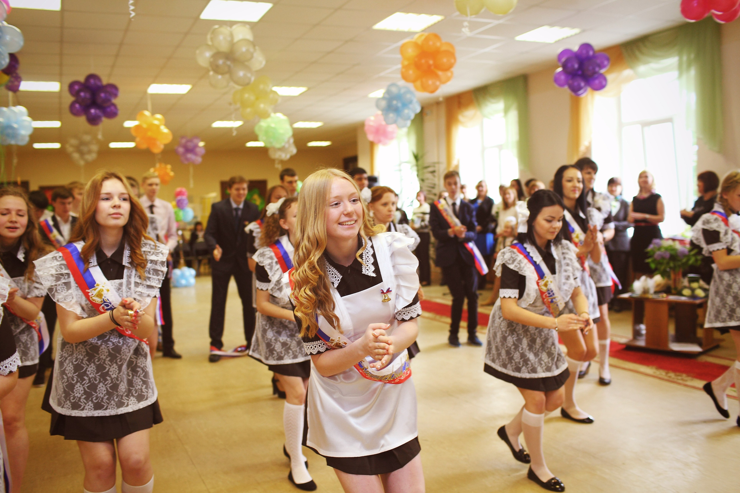 Портфолио фотографа на последний звонок. Свадебный и репортажный фотограф в Ярославле и Санкт-Петербурге Роман Микрюков