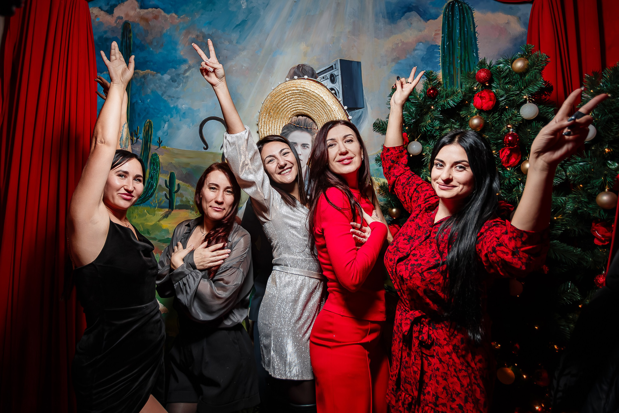 Пятница 13. Сумерки_El Pastor_Симферополь_13.12.2024. Аминов Руслан | Фотограф