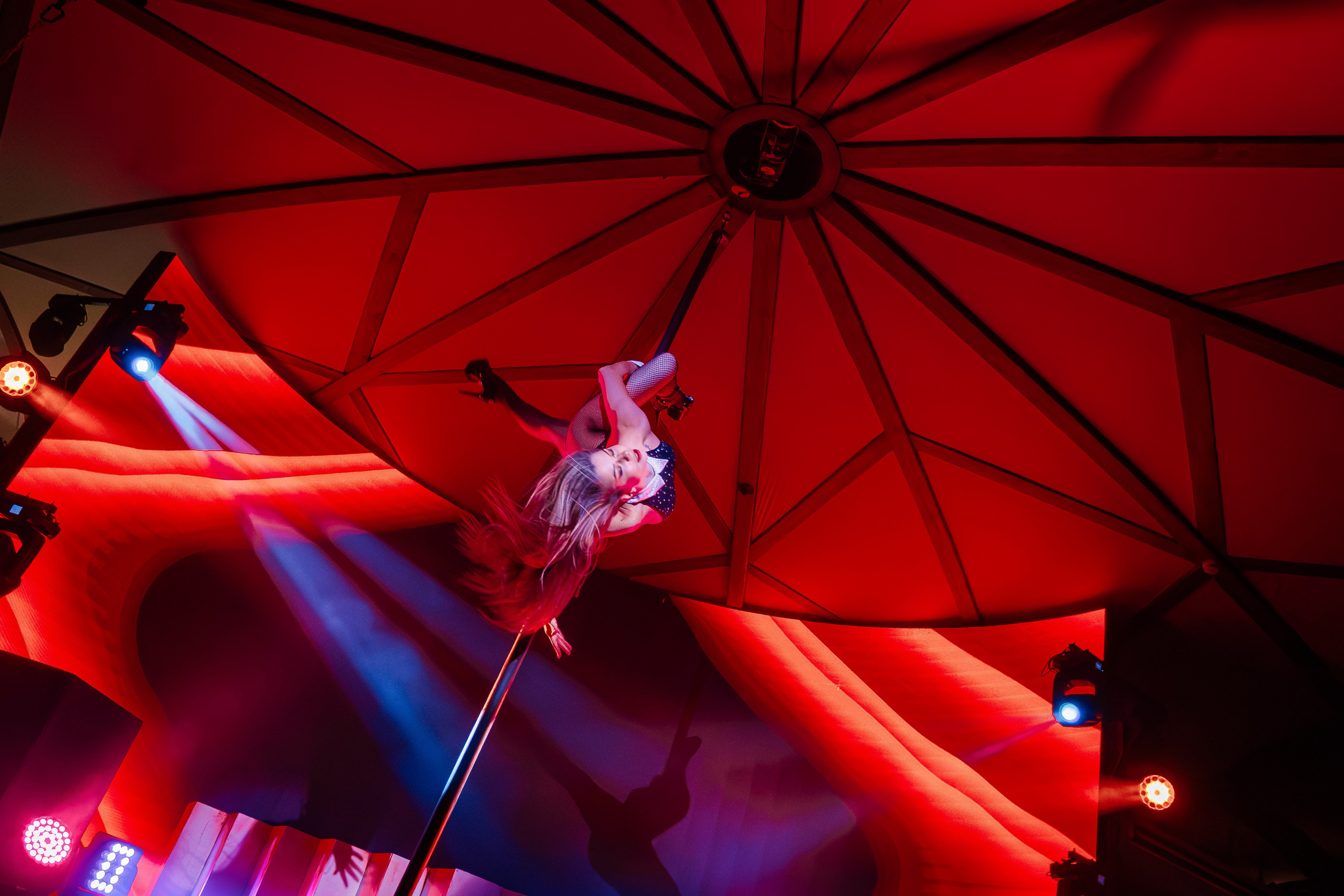 Городской корпоратив в PTIZZA_Ялта_29.12.2025. Аминов Руслан | Фотограф