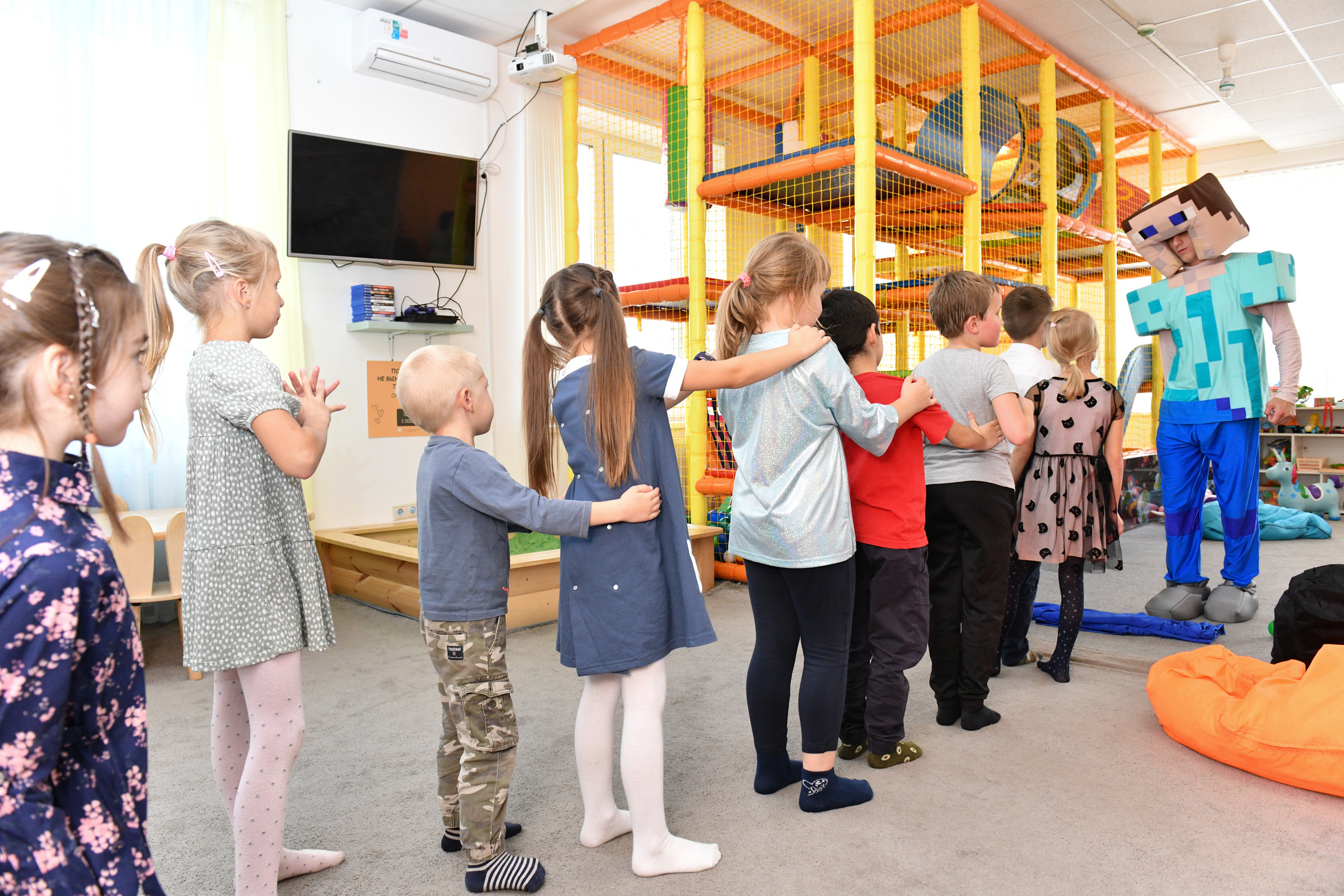 Игровой центр Кот на нитке. Мытищи. Свадебный и портретный фотограф в Москве Галина Борисова