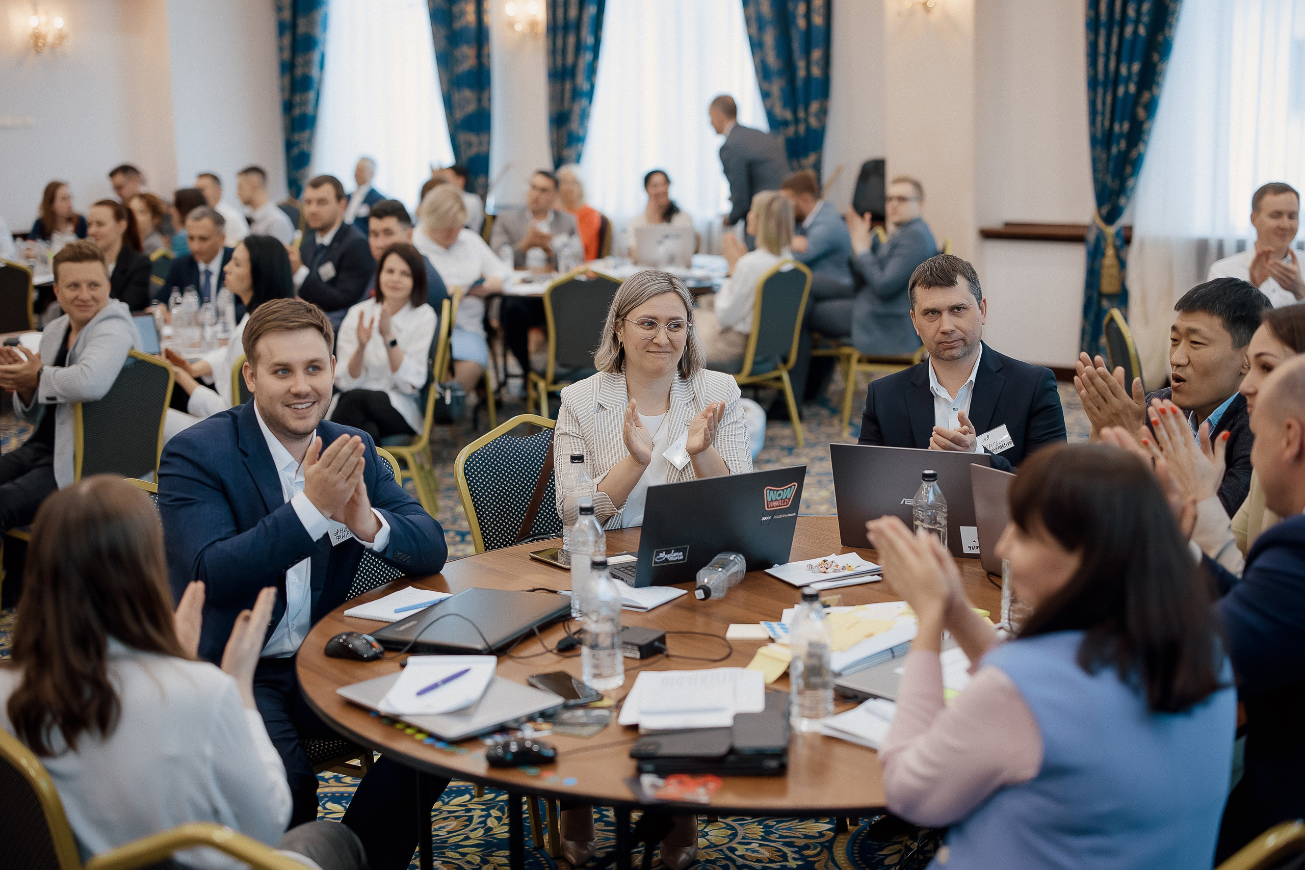 Конференция. Свадебный фотограф
