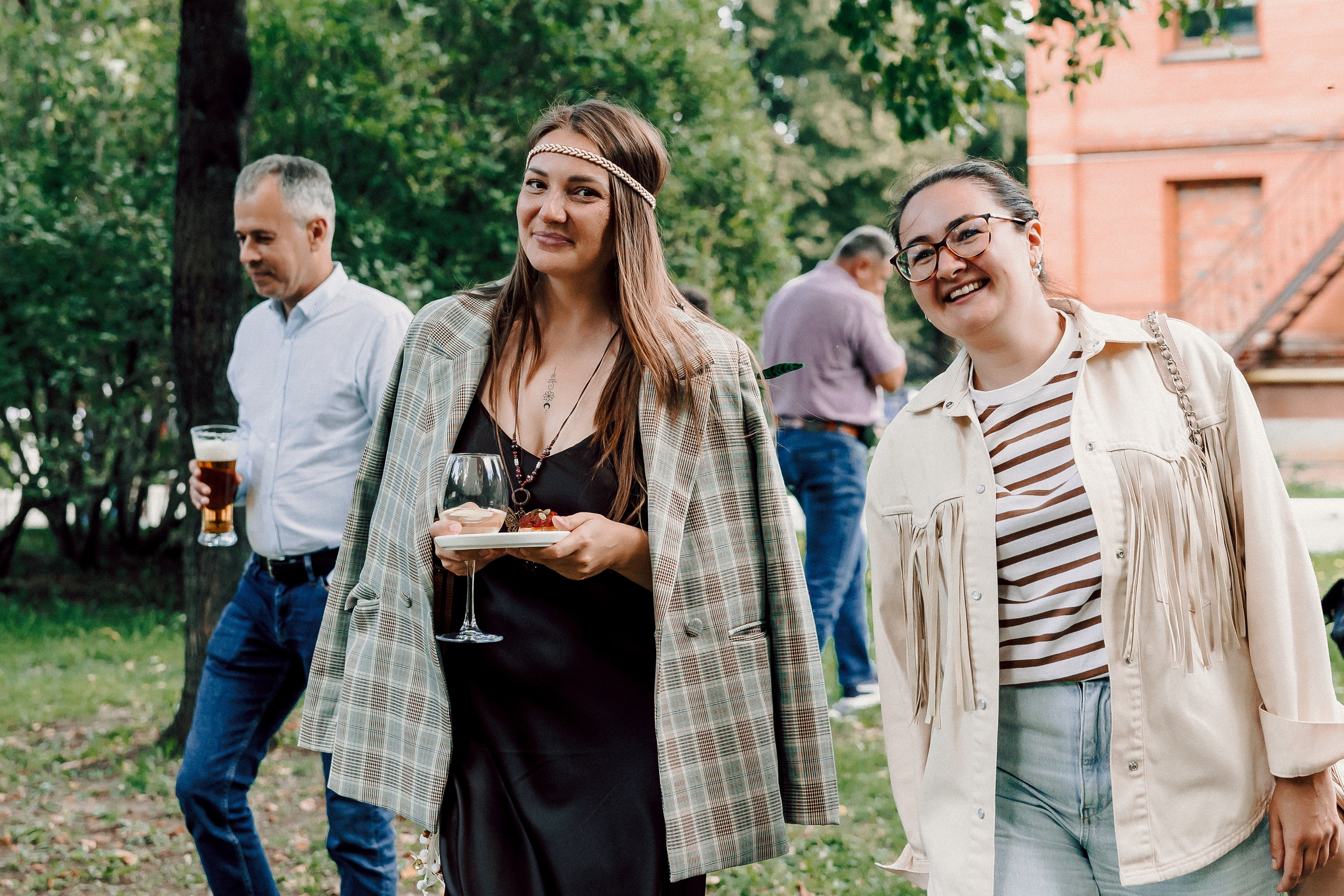 УММ2 — Летний корпоратив. Лёшка Варзегов — фотограф