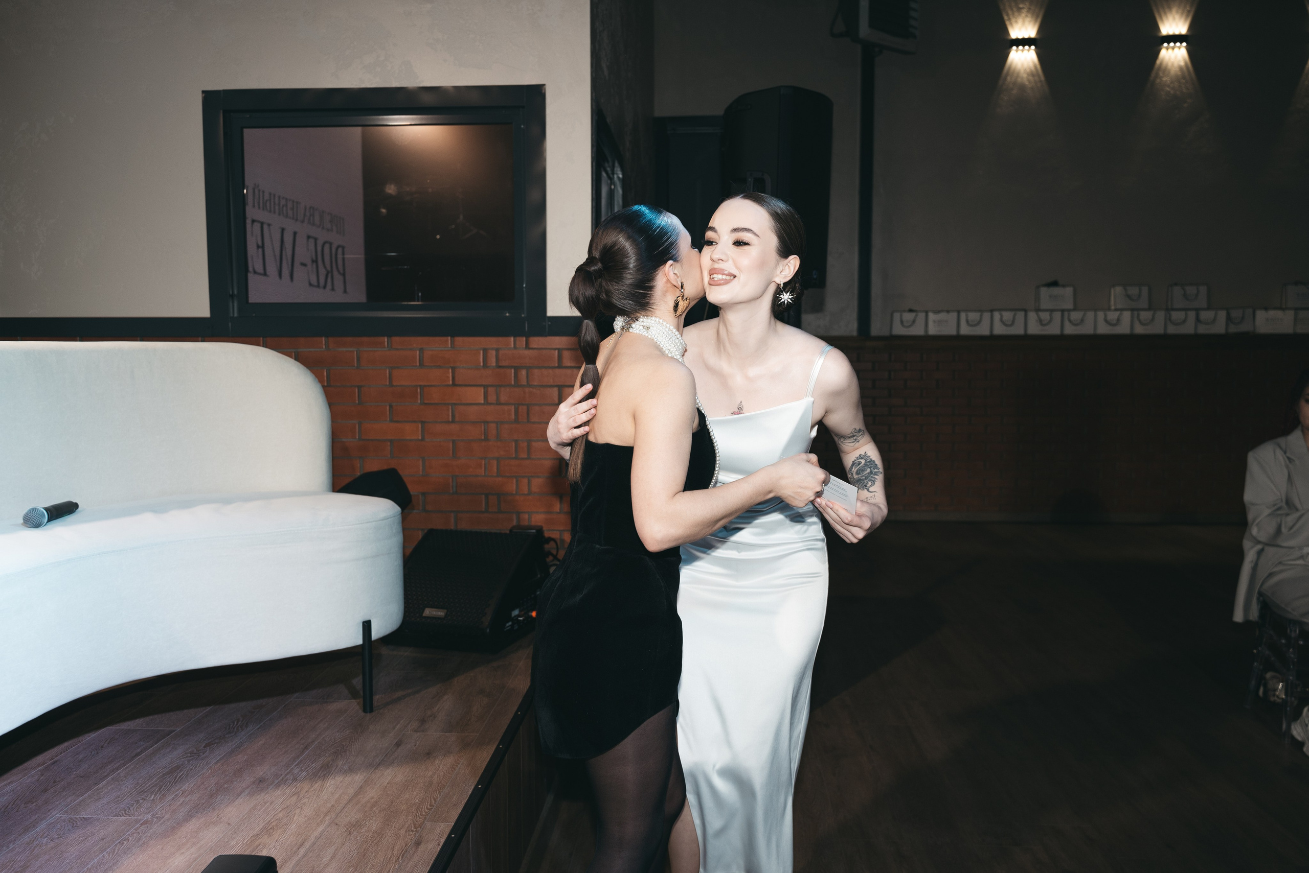 WhiteRoom Pre-wedding. Репортажный и свадебный фотограф в Сургуте