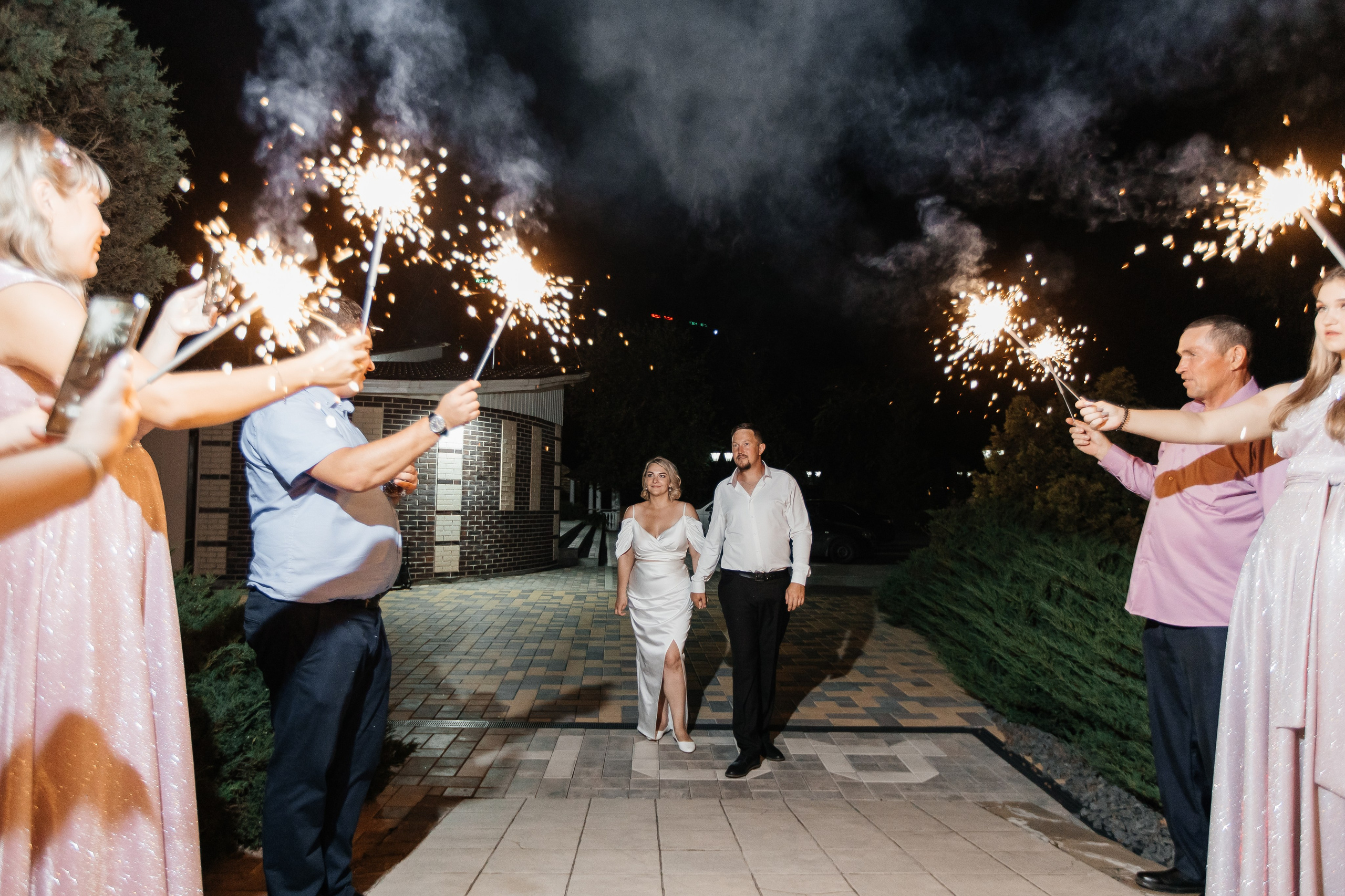 Выездная регистрация и банкет. Свадебный и семейный фотограф Ростова-на-Дону Ирина Бондарева