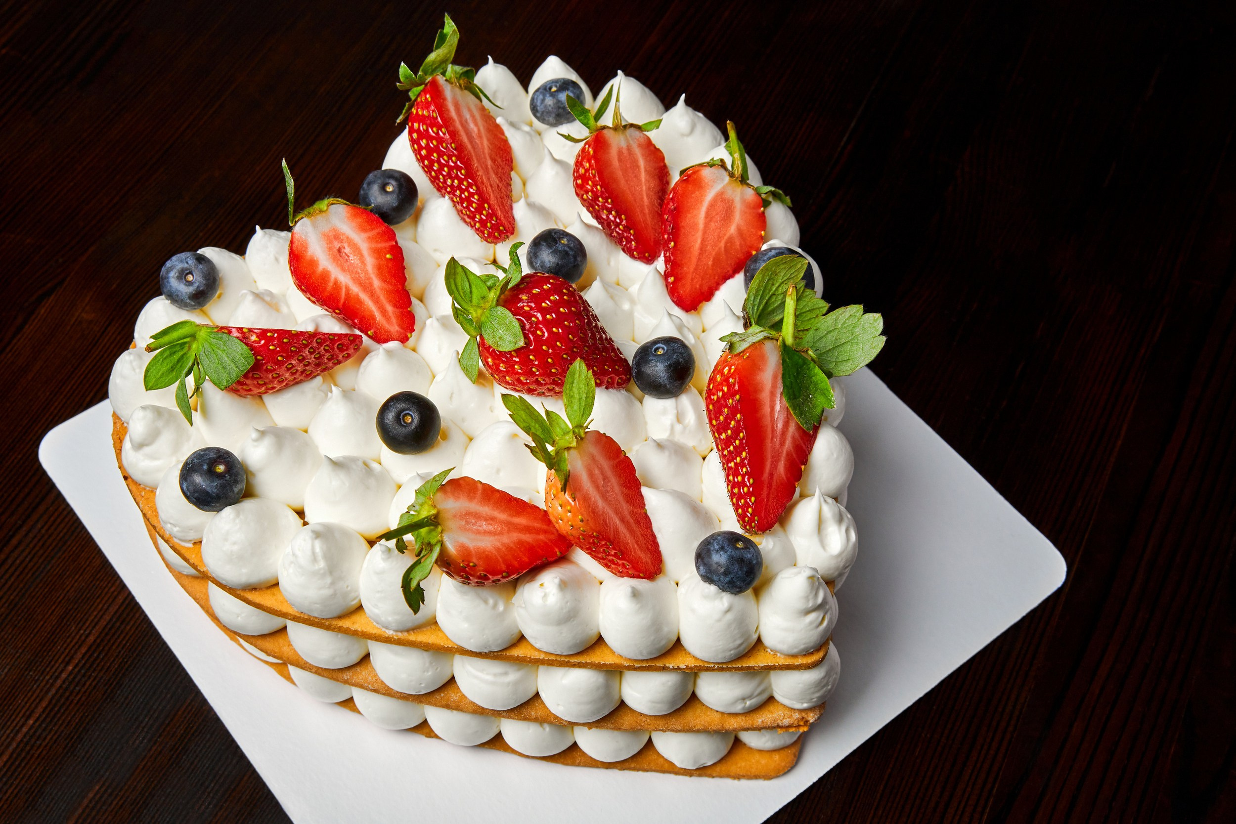 Профессиональная фотосъёмка кондитерских изделий в Донецке, Макеевке. Фотограф Татаринов Андрей (Донецк / Макеевка)