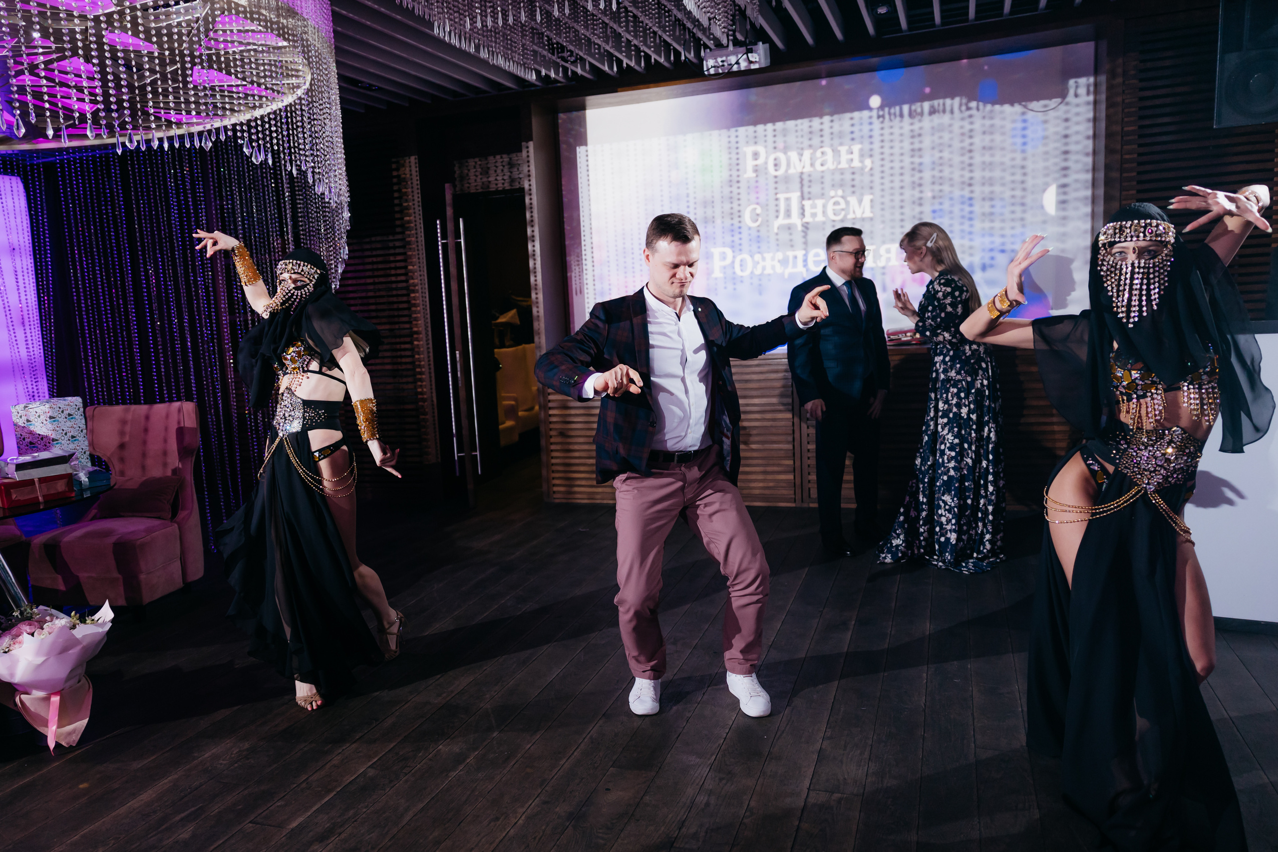 Юбилей Романа Валерьевича 26 марта 2021 года. Ведущий на свадьбу, корпоратив и юбилей в Москве Сергей Рябинин