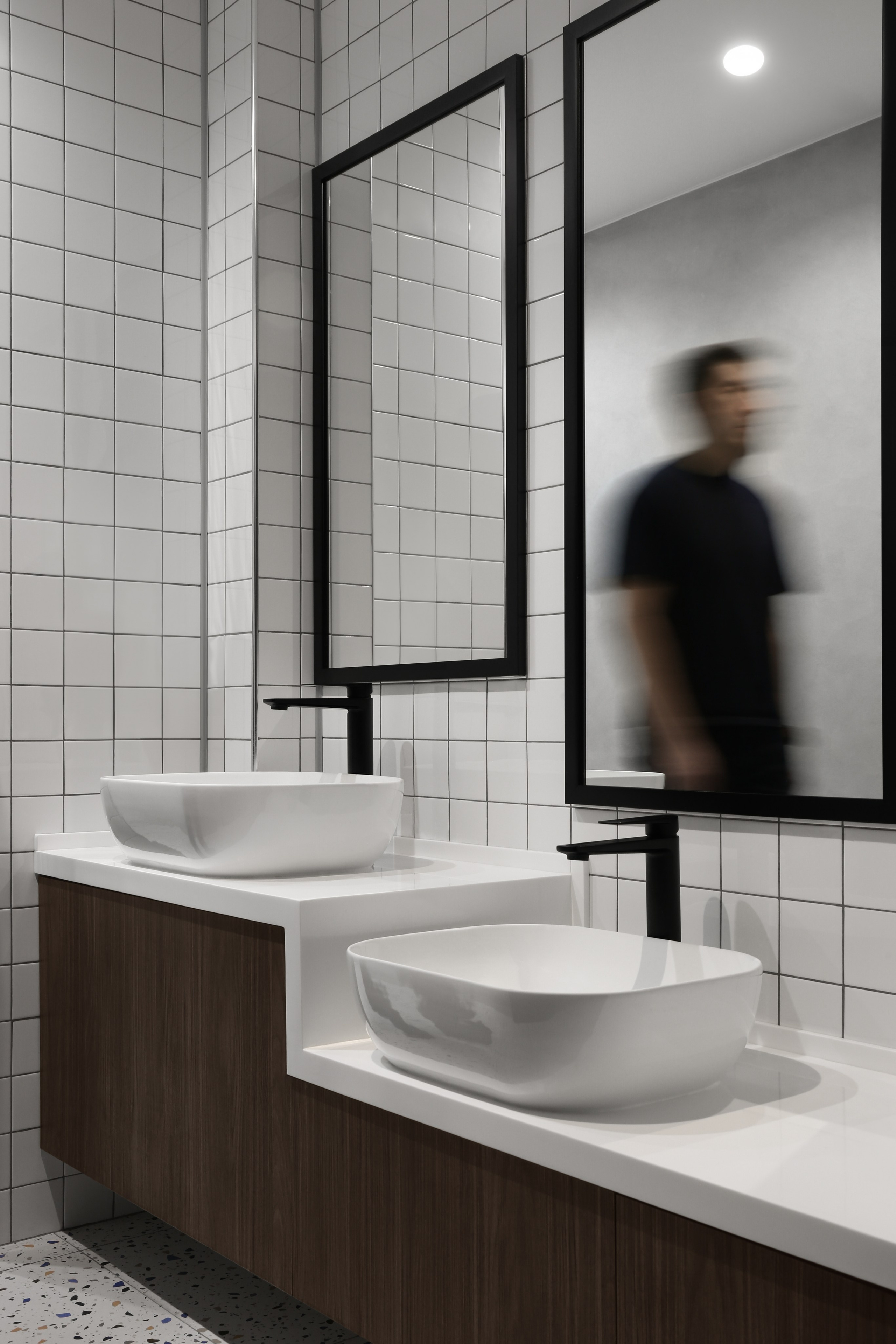 Олжас Акан — фотосъёмка клиники «M Clinic». Roman Yakunin — interior photographer in Almaty, Kazakhstan