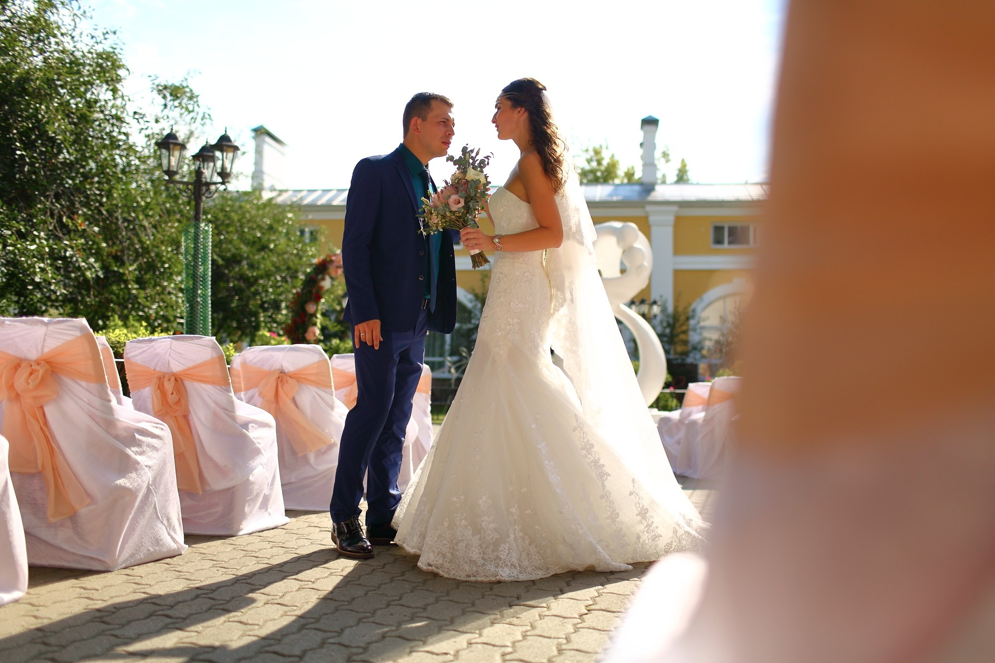 Выездная регистрация в красивом месте в Ярославле. Свадебный и репортажный фотограф в Ярославле и Санкт-Петербурге Роман Микрюков