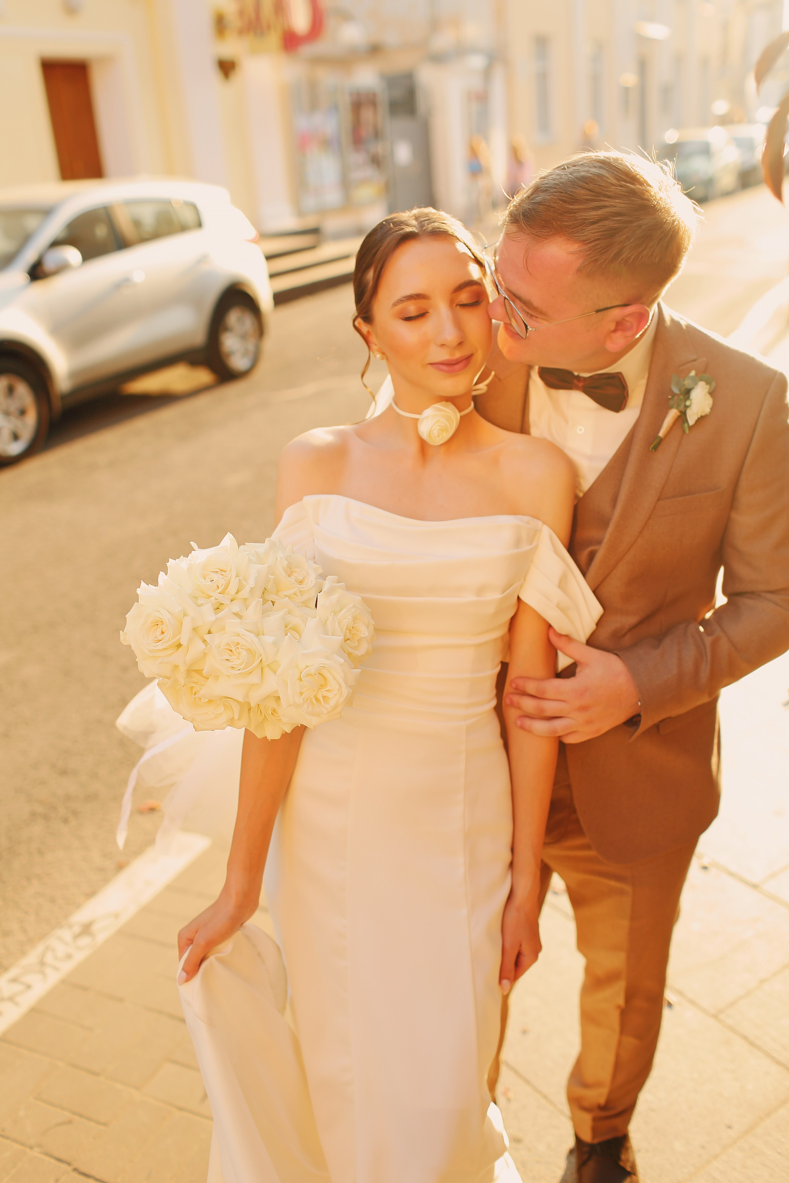 Свадебная осенняя фотосессия Ивана и Лидии в городе. Свадебный и репортажный фотограф в Ярославле и Санкт-Петербурге Роман Микрюков
