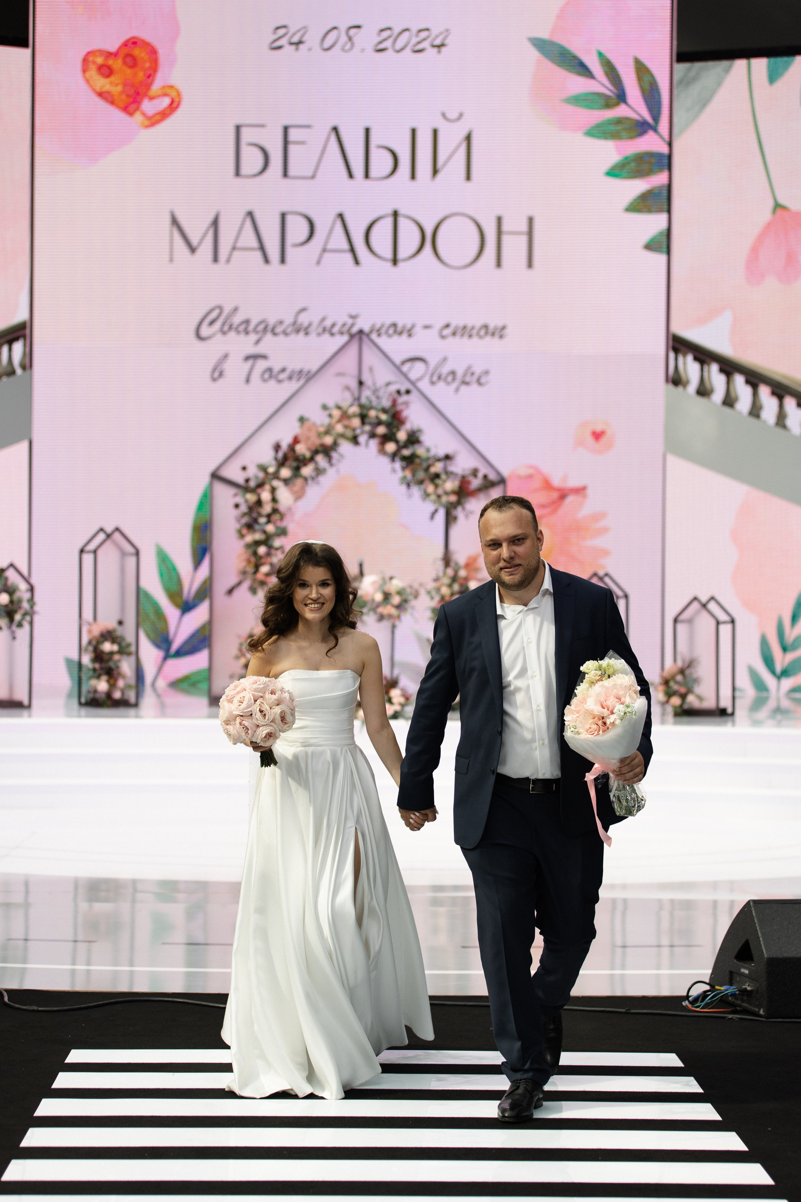 Регистрация в Гостином дворе, ужин в ресторане Библиотека в Переделкино. Свадебный фотограф в Москве Мария Крош