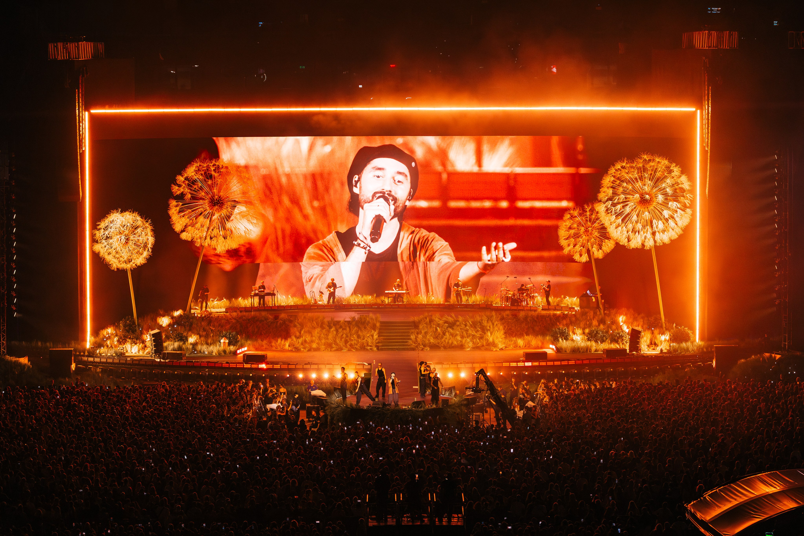 МОТ В ВТБ АРЕНЕ 31.08.25. Концертный и репортажный фотограф в Москве и Санкт-Петербурге Мария