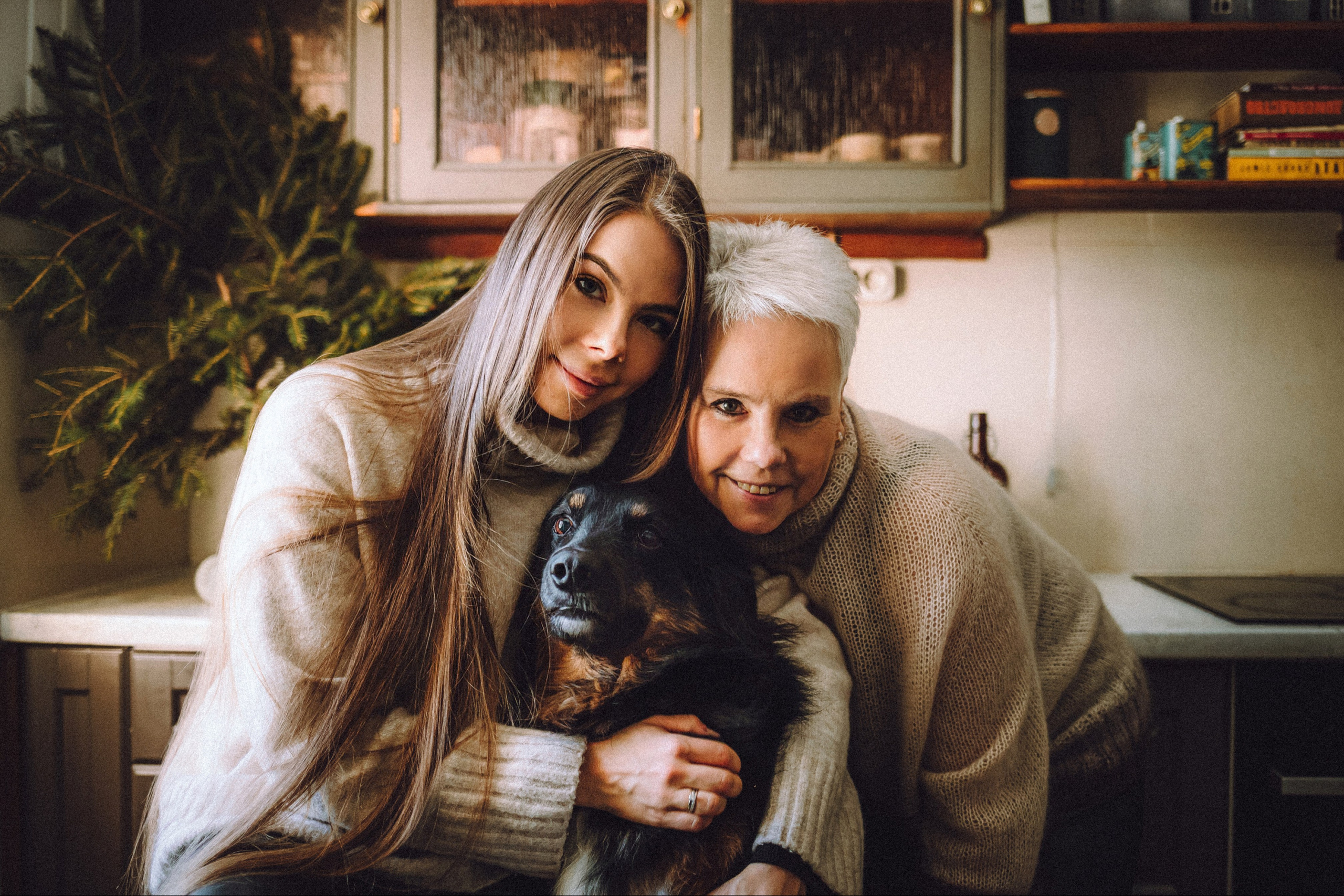 Плюш, Айса и их семья