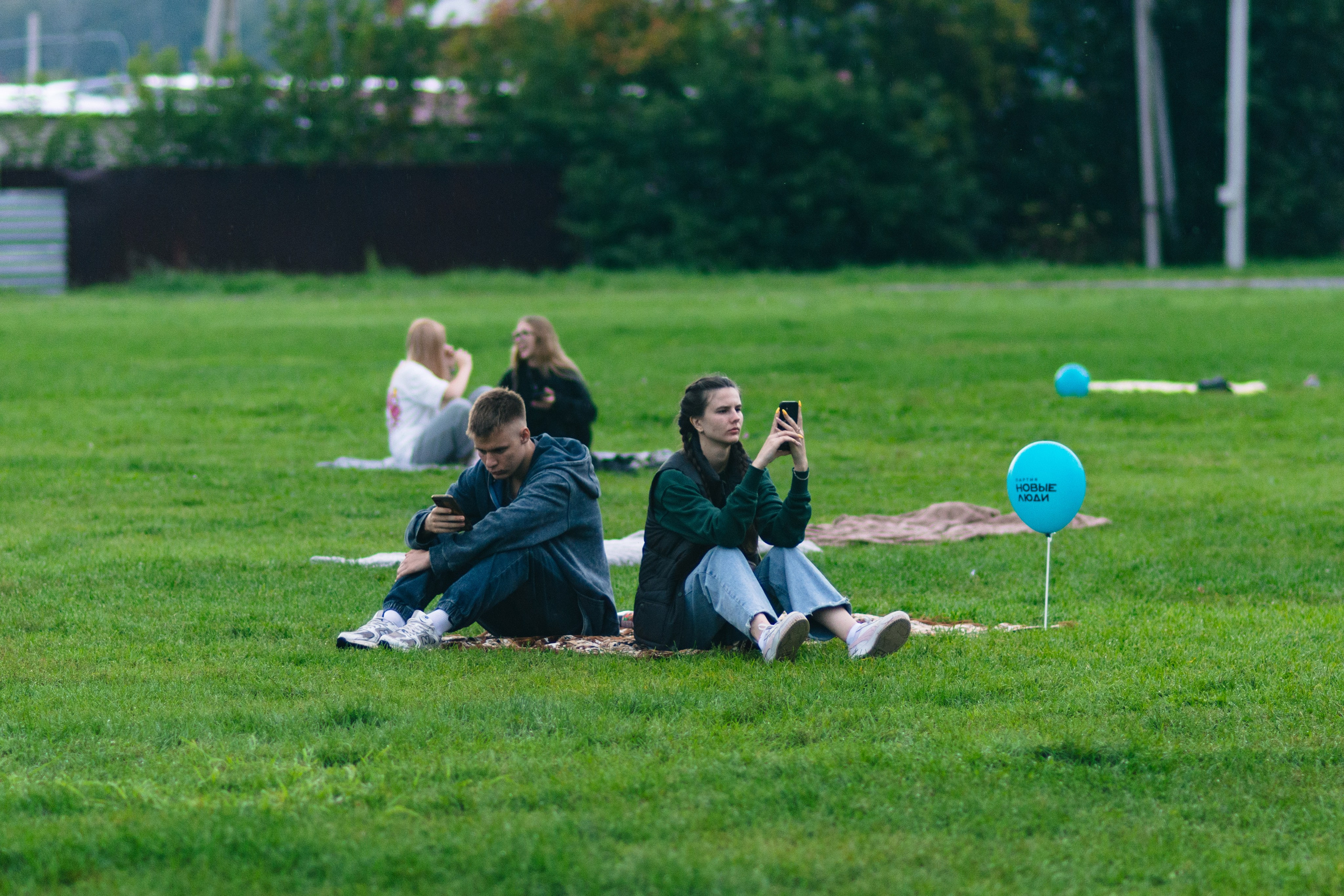 Кино на траве и ДР группы «Доктор Пепси». Алексей Маисеев | Свадебный и художественный фотограф в Новосибирске | Съемка на природе и в студии