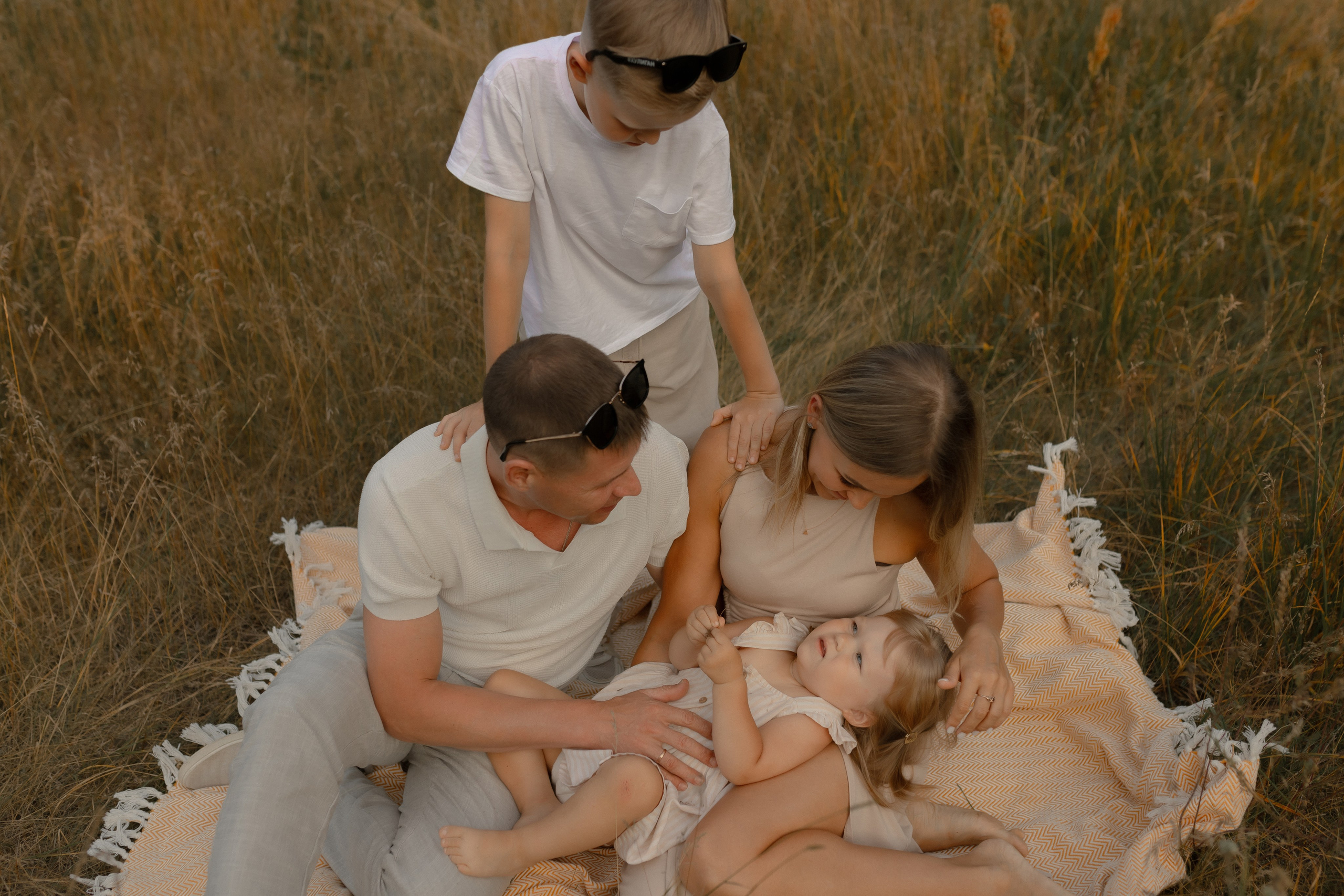 Алексей, Мария, Ваня и Варя. Фотограф Татьяна Семенова