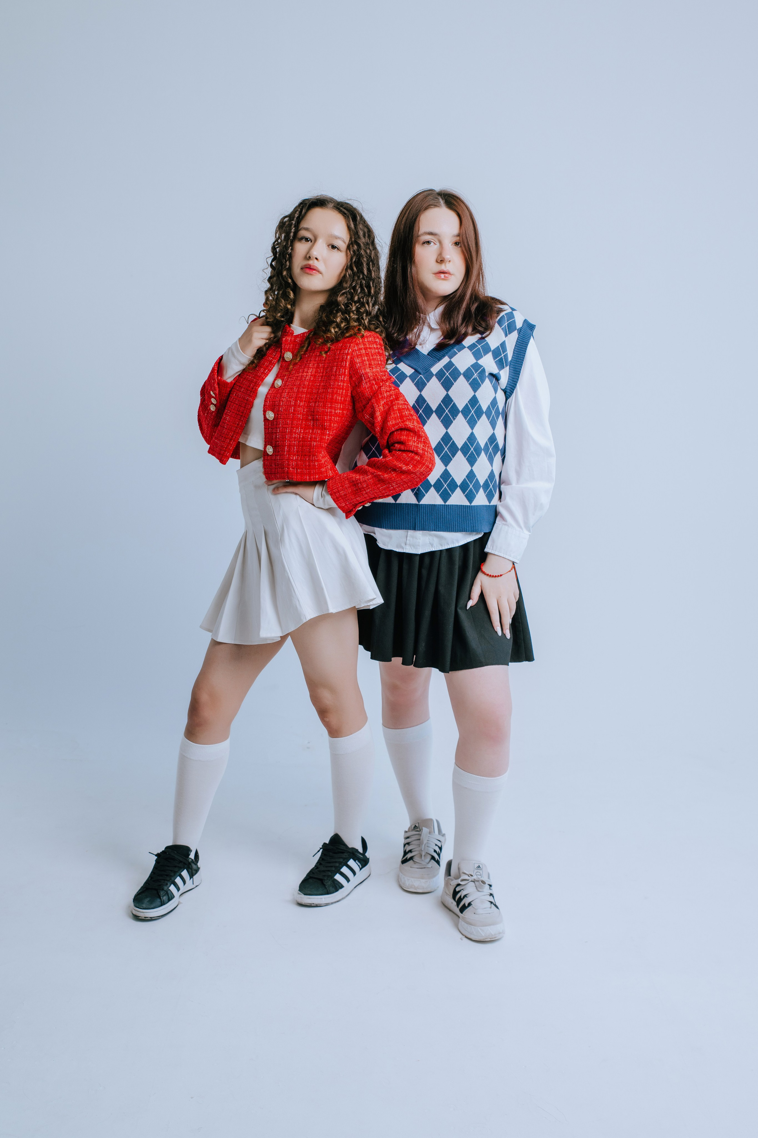 Гимназия им. Сайбеля — Выпуск 2024, 9 класс. Фотограф Ярмишко Дарья. Выпускные фотокниги