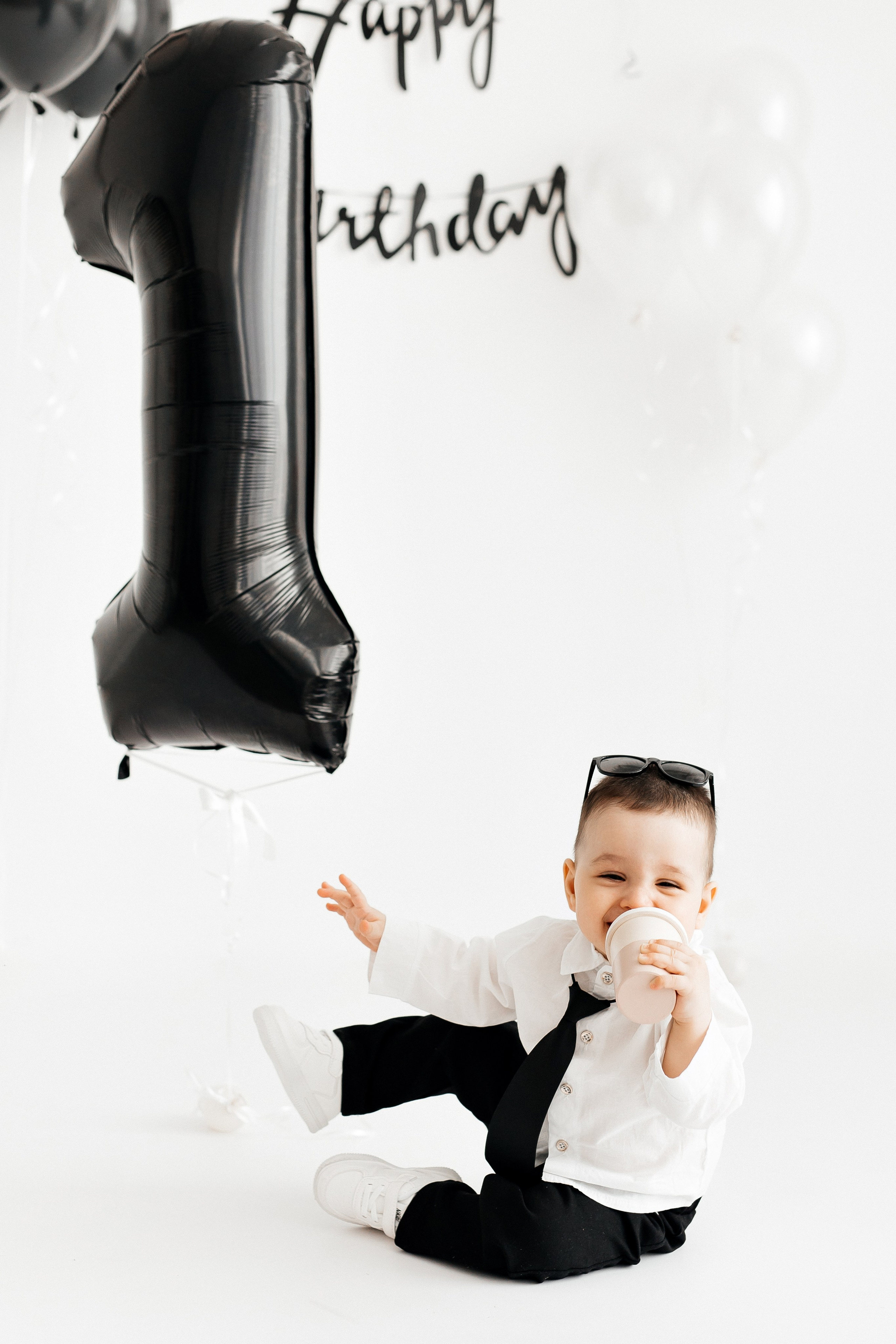 Годик минимализм. Профессиональная детская и семейная фотостудия в Краснодаре