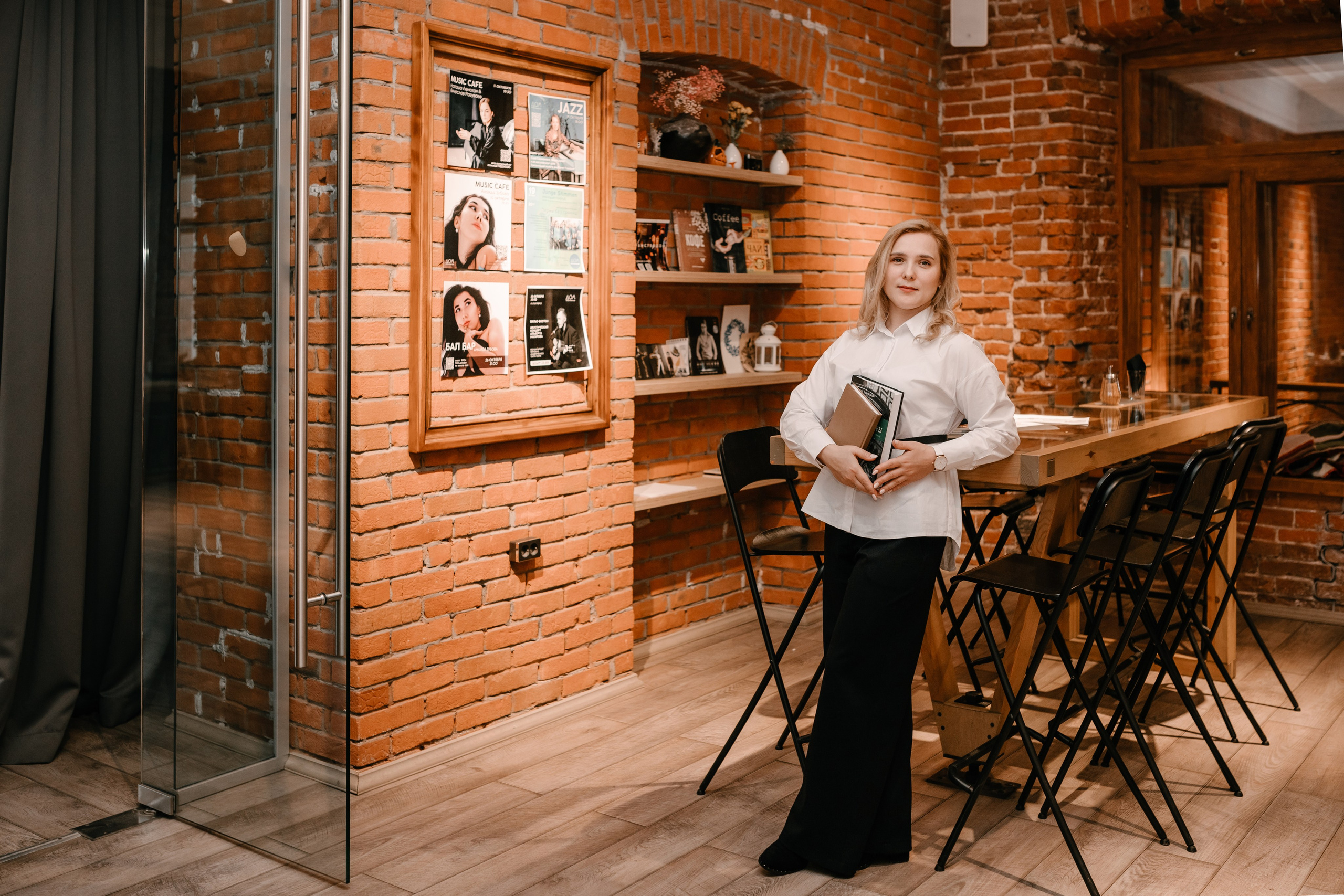 Контент-съёмка. Октябрь 2023. Екатерина. Фотограф Пермь. Свадьбы. Семья и дети, школа, д. сад. Фотокниги