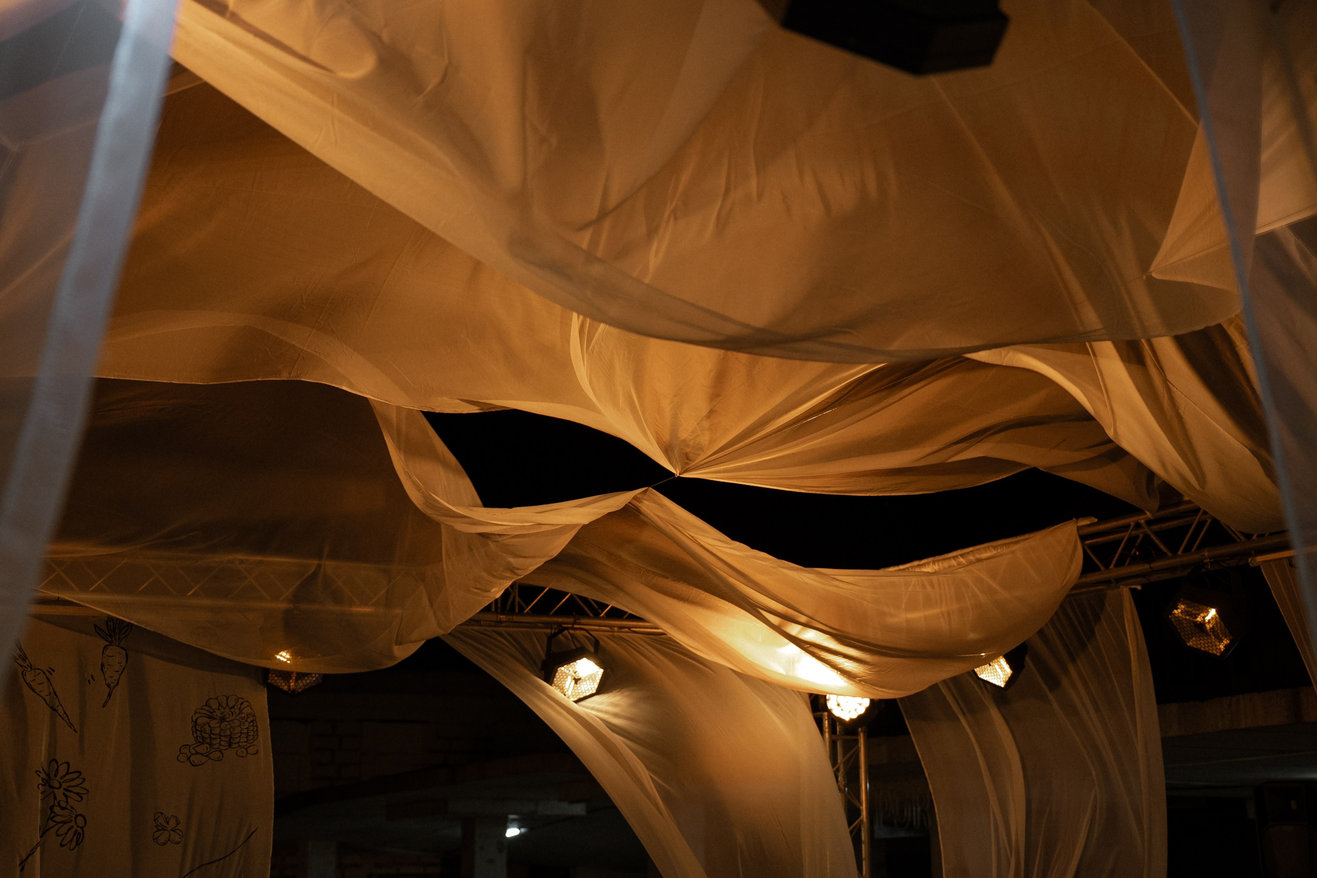 Любовь на высоте /Полный день (сокращено). Семейный и портретный фотограф в Саратове Сахарова Маша